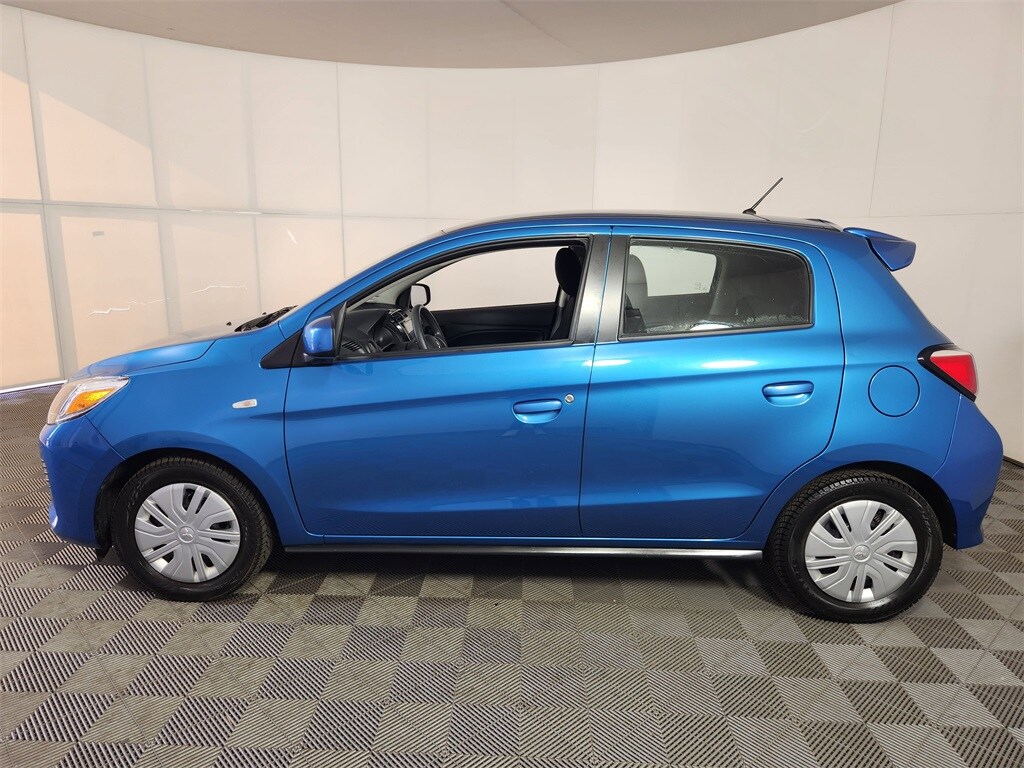 2024 Mitsubishi Mirage ES photo 4