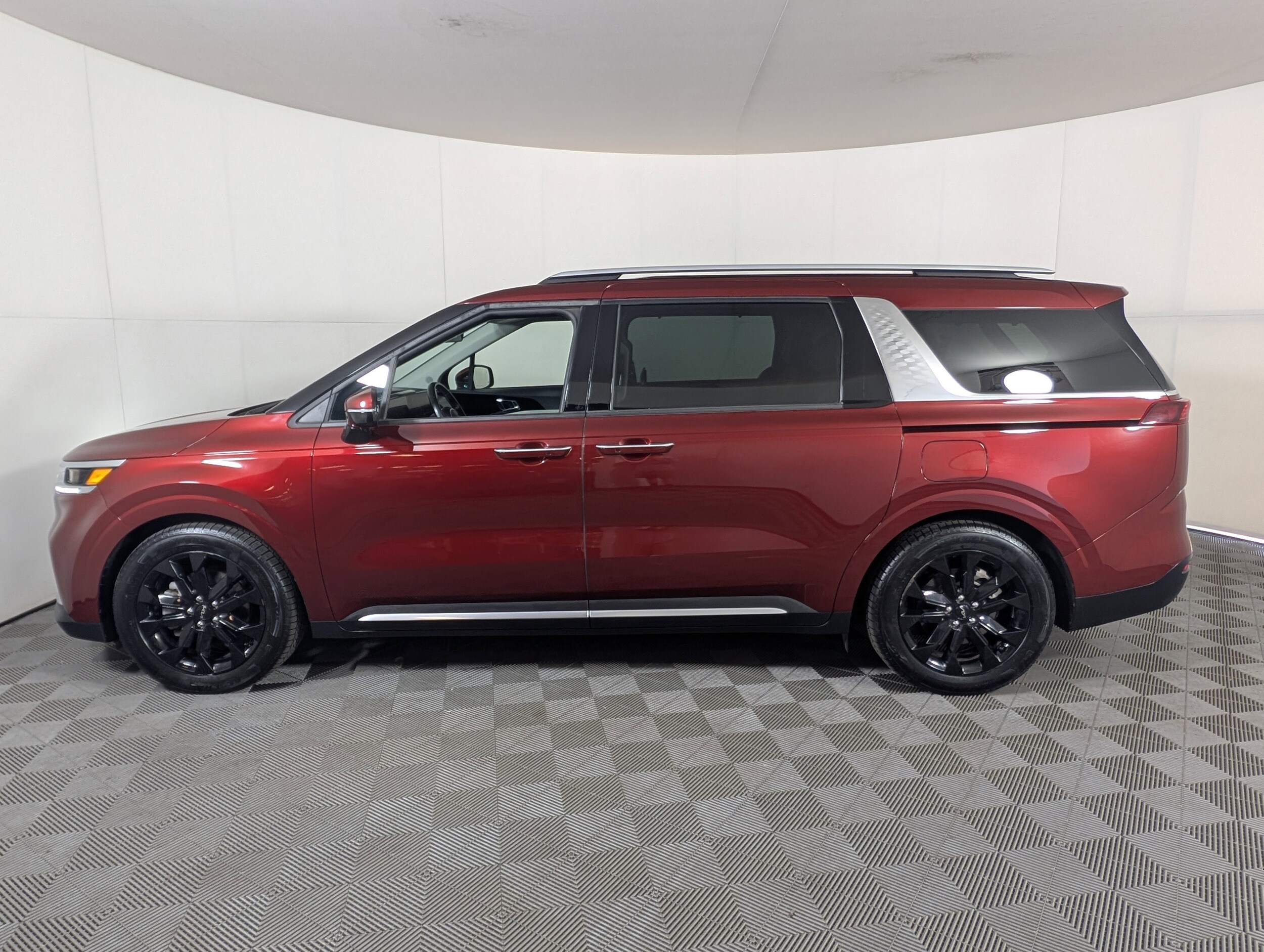 2022 Kia Carnival SX Prestige photo 4