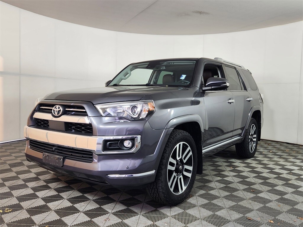 2022 Toyota 4Runner Limited photo 3