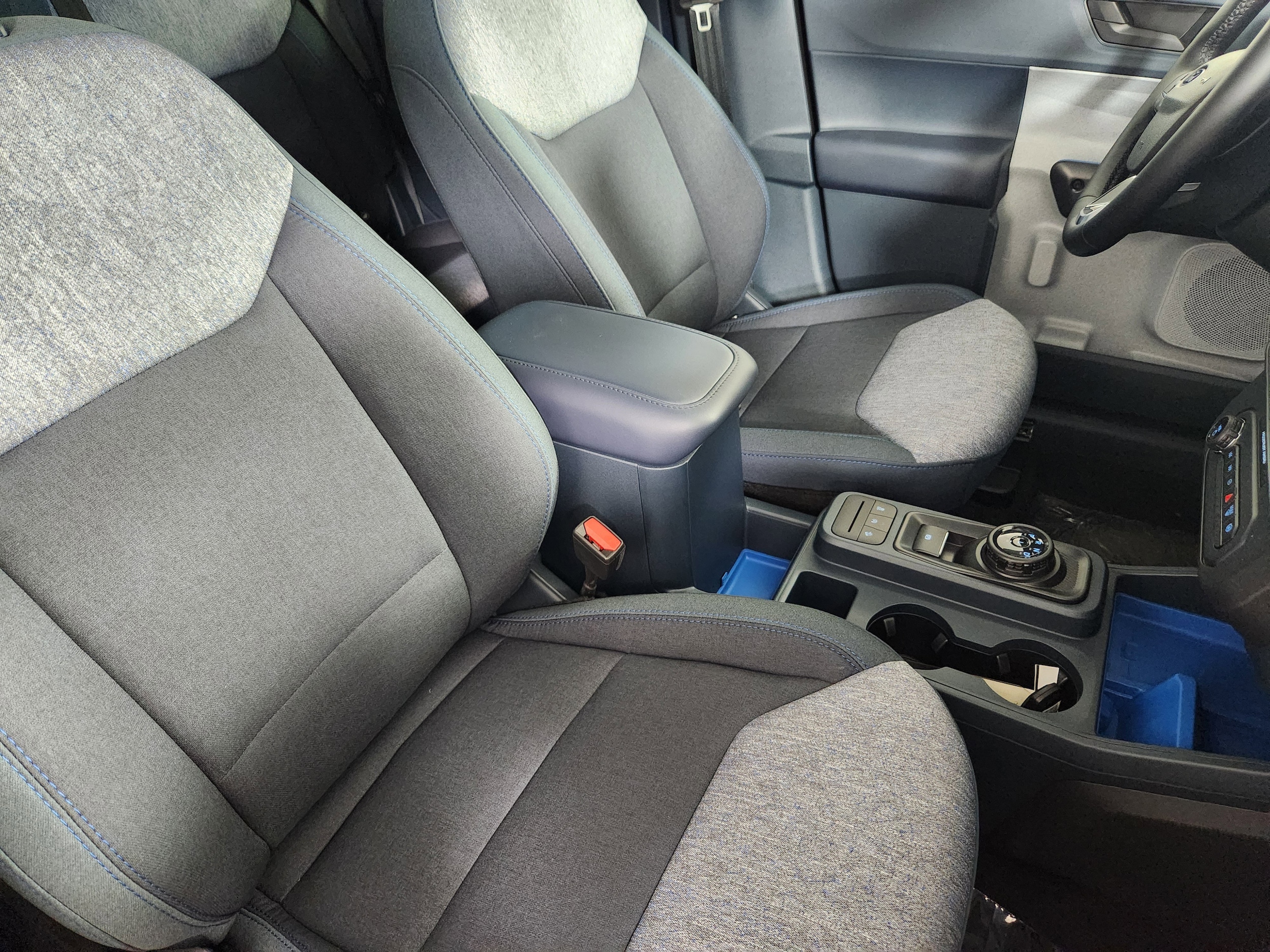 2025 Ford Maverick XLT - Photo 13