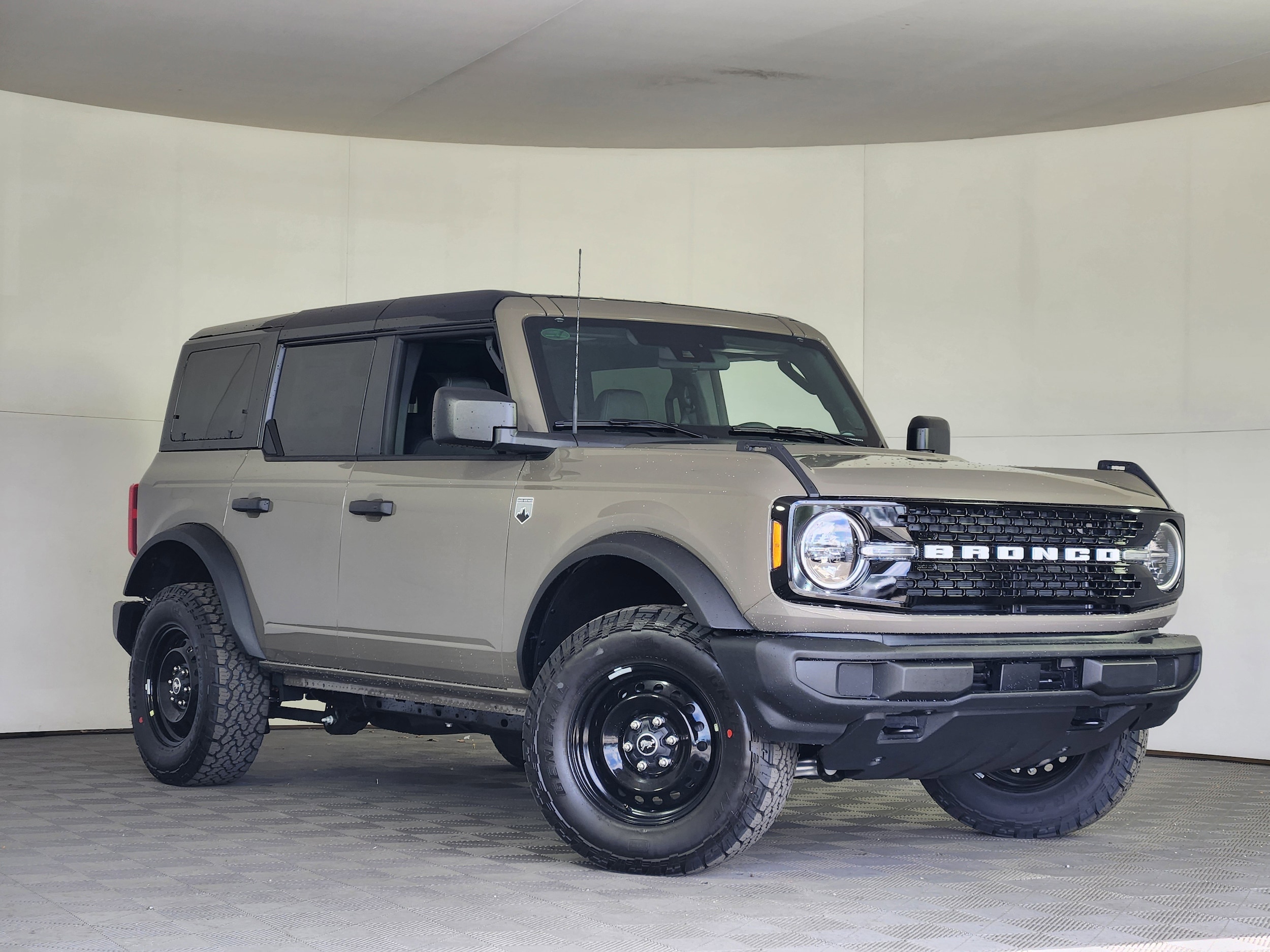 2026 Ford Bronco Big Bend 4x4's photo