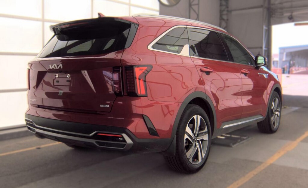 Used 2023 Kia Sorento Hybrid EX SUV