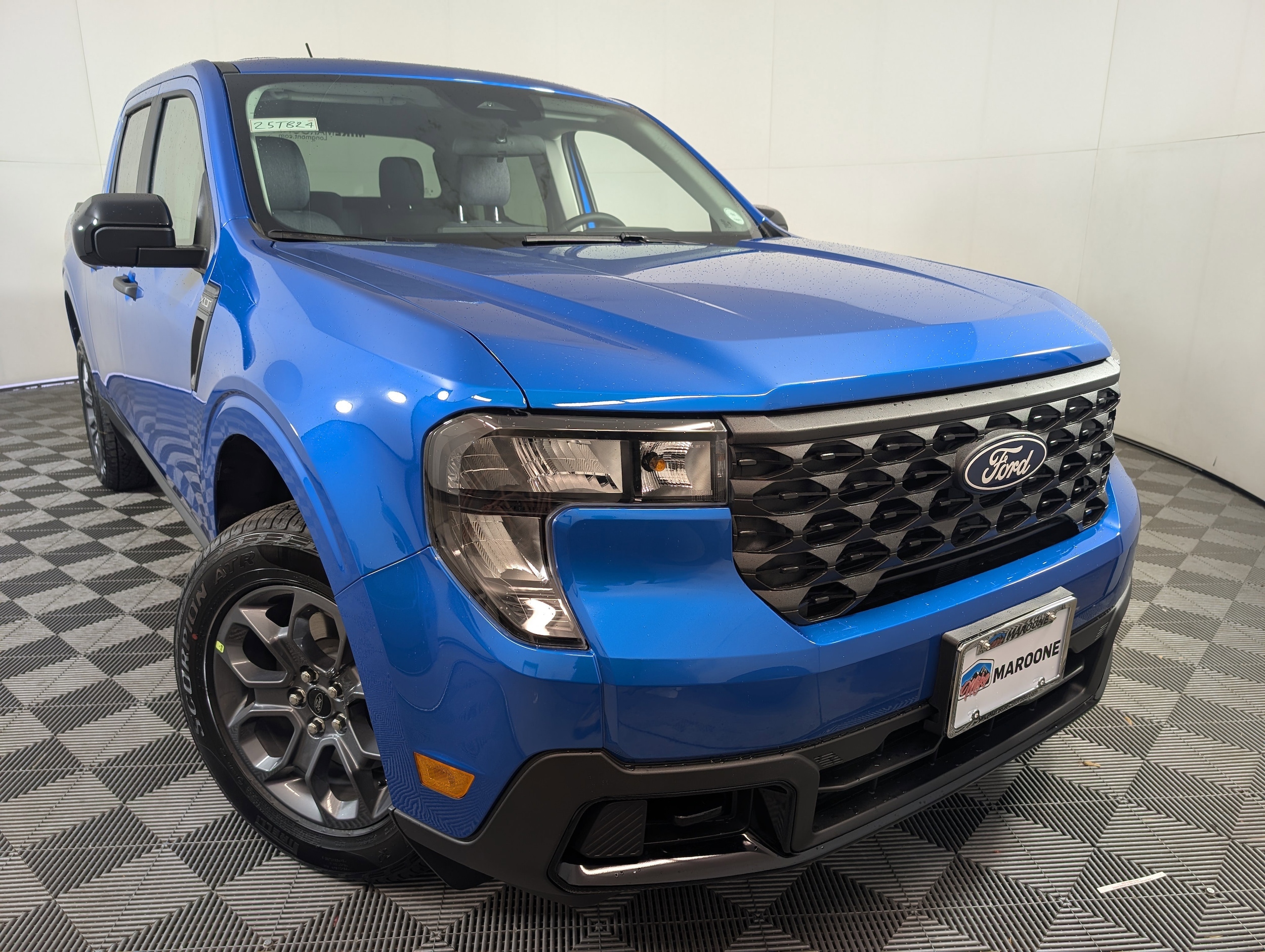 2025 Ford Maverick XLT's photo