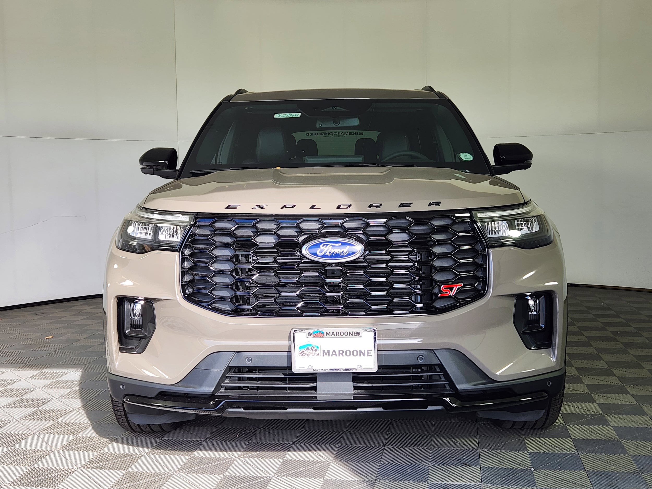2026 Ford Explorer ST - Photo 2