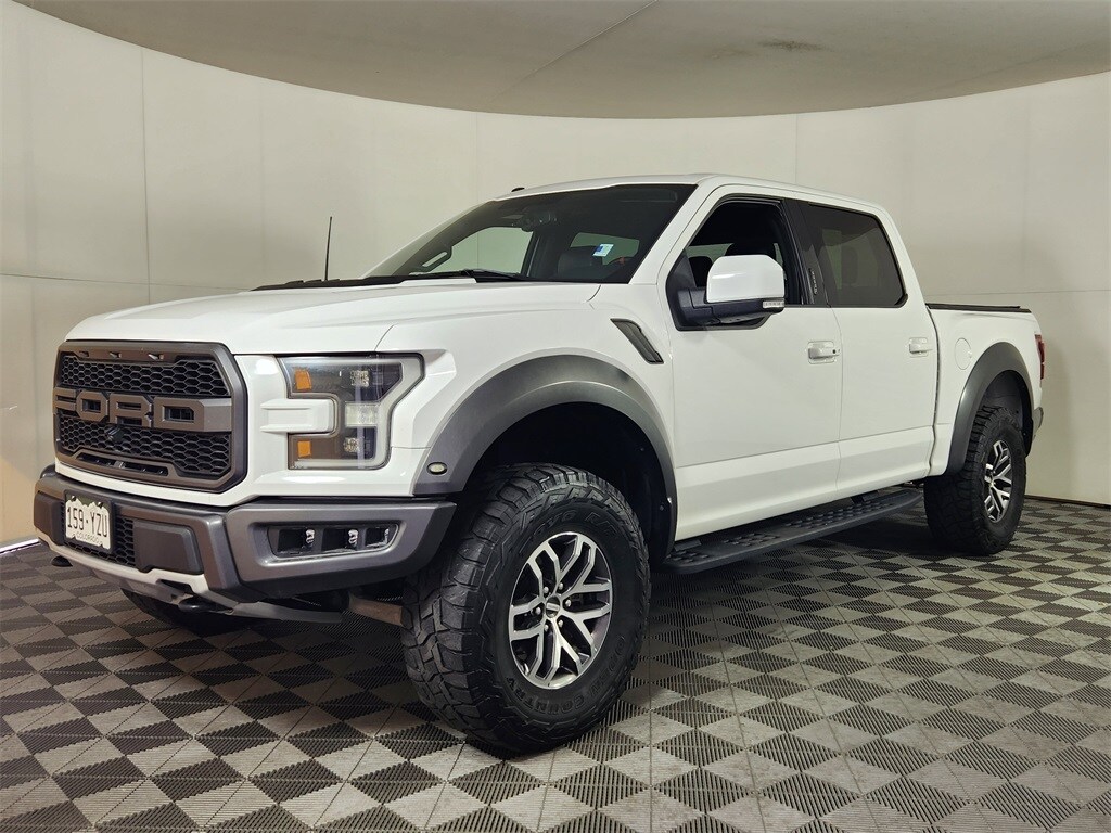 2017 Ford F-150 Raptor photo 3