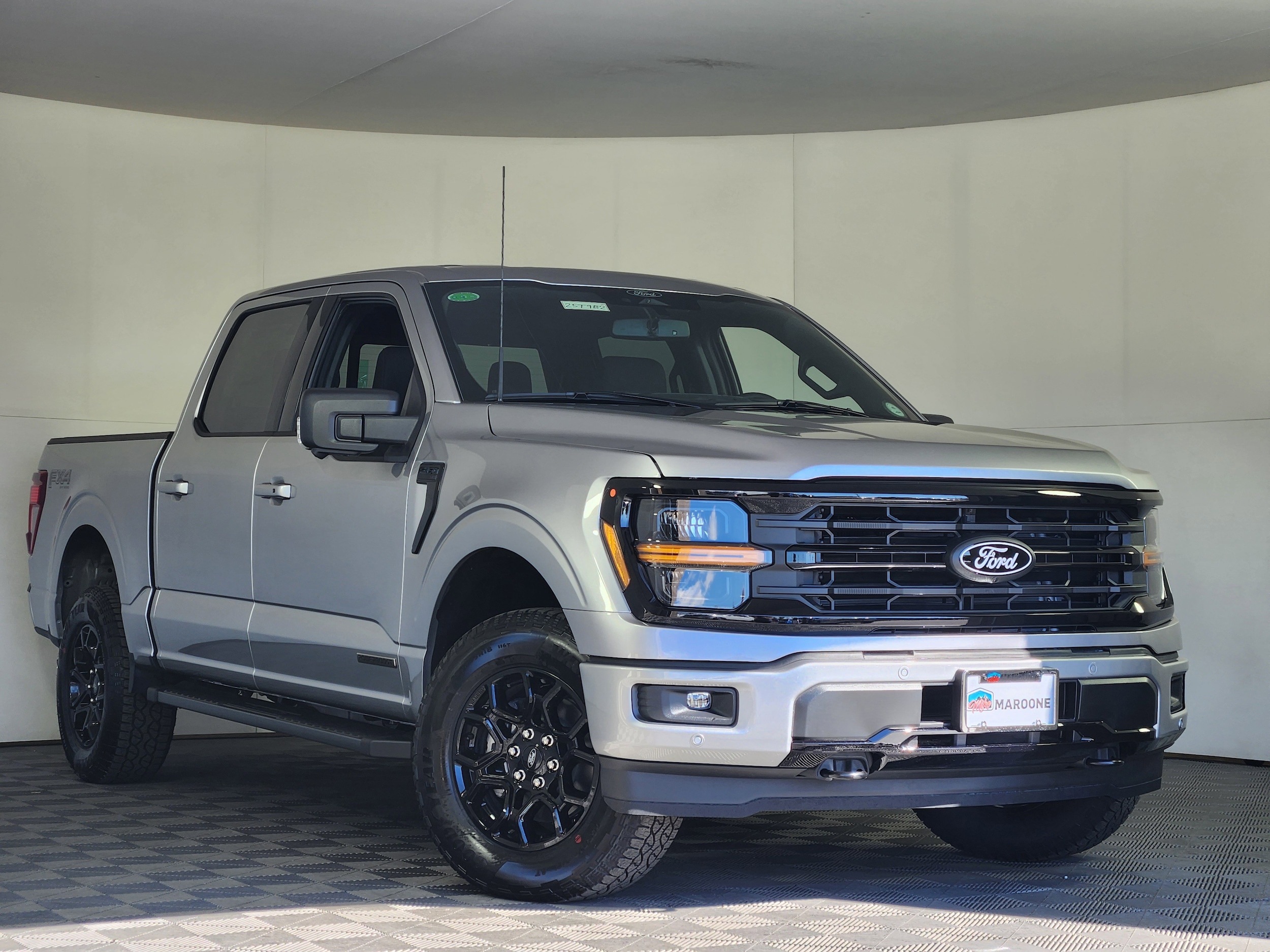 2025 Ford F-150 XLT's photo