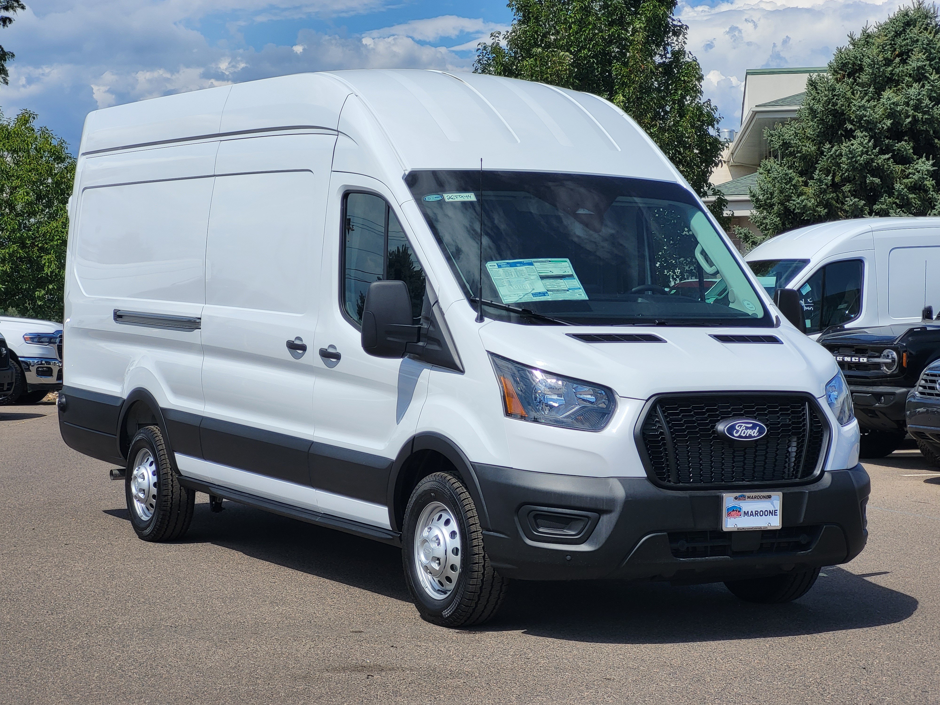  Ford Transit-350