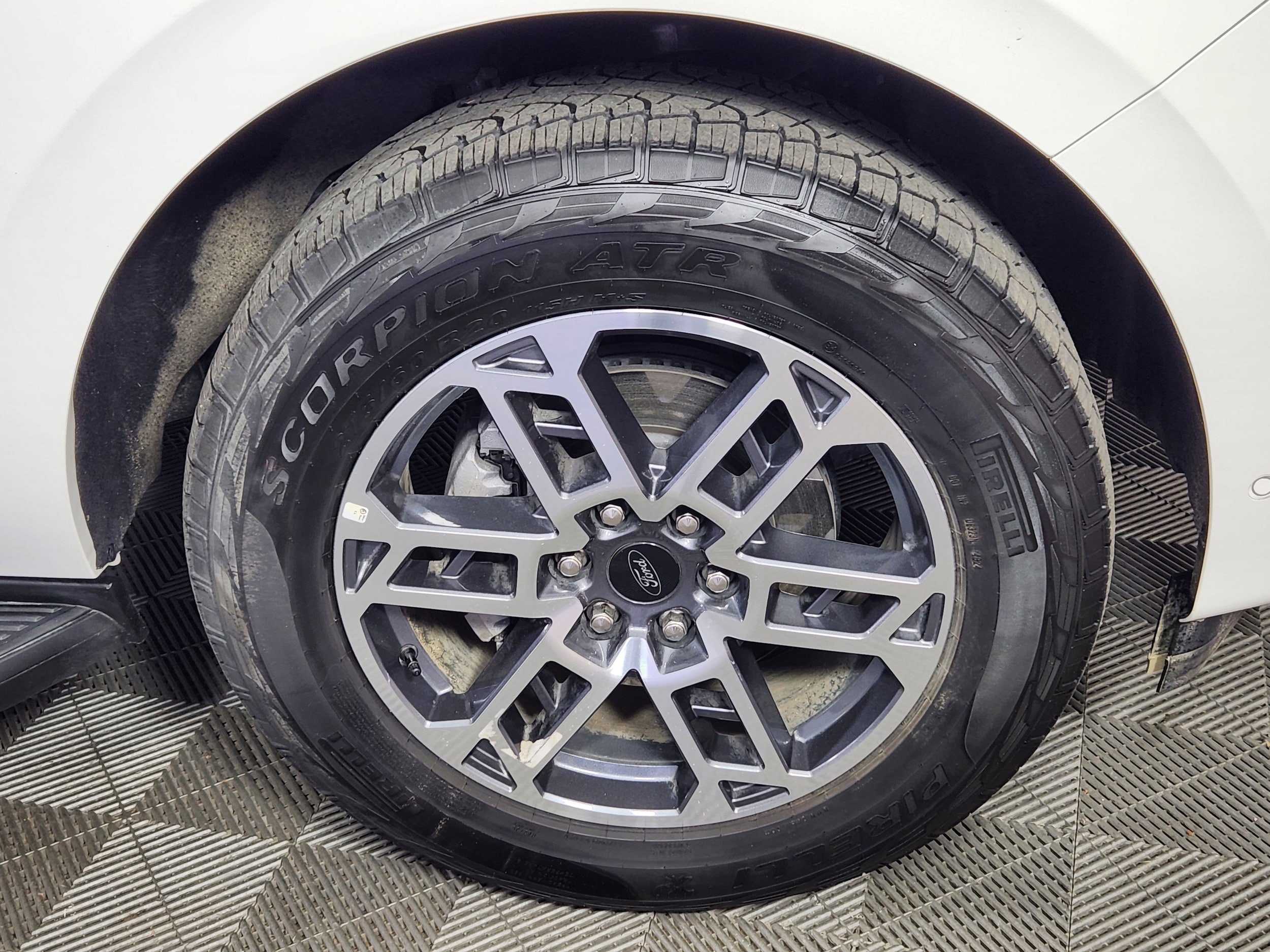 2025 Ford Expedition Active - Photo 9