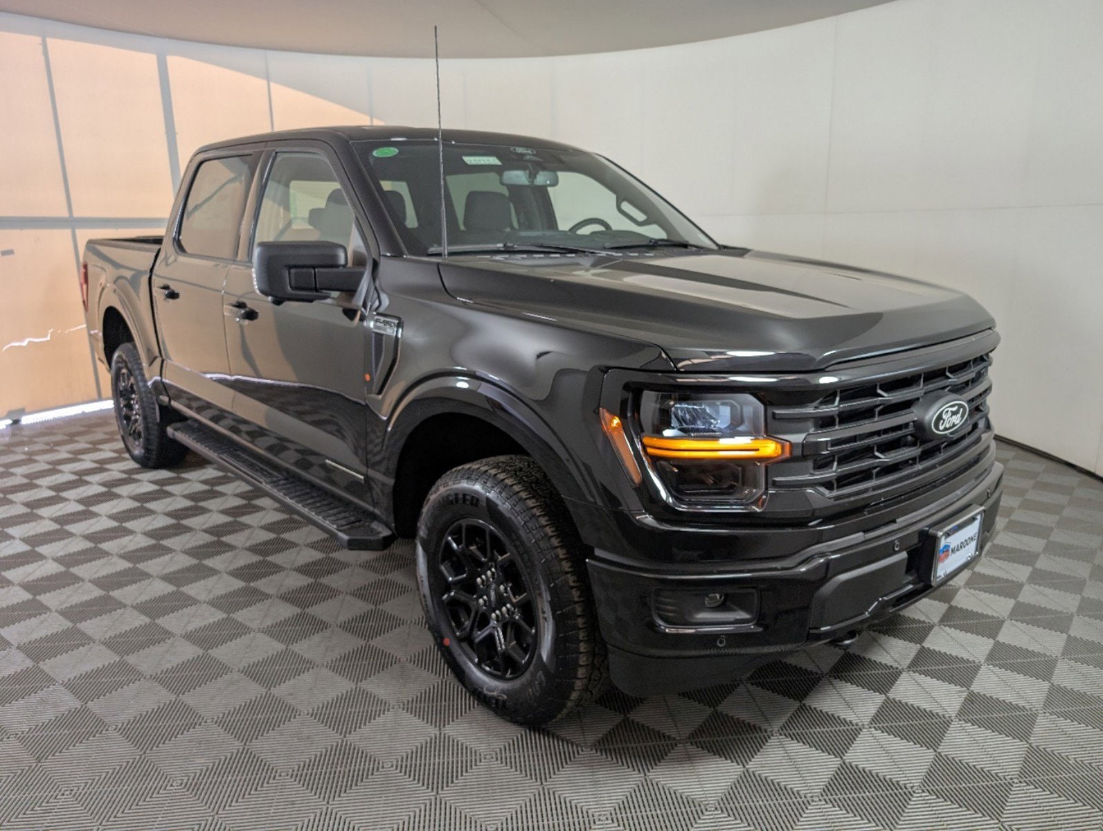 2025 Ford F-150 XLT's photo
