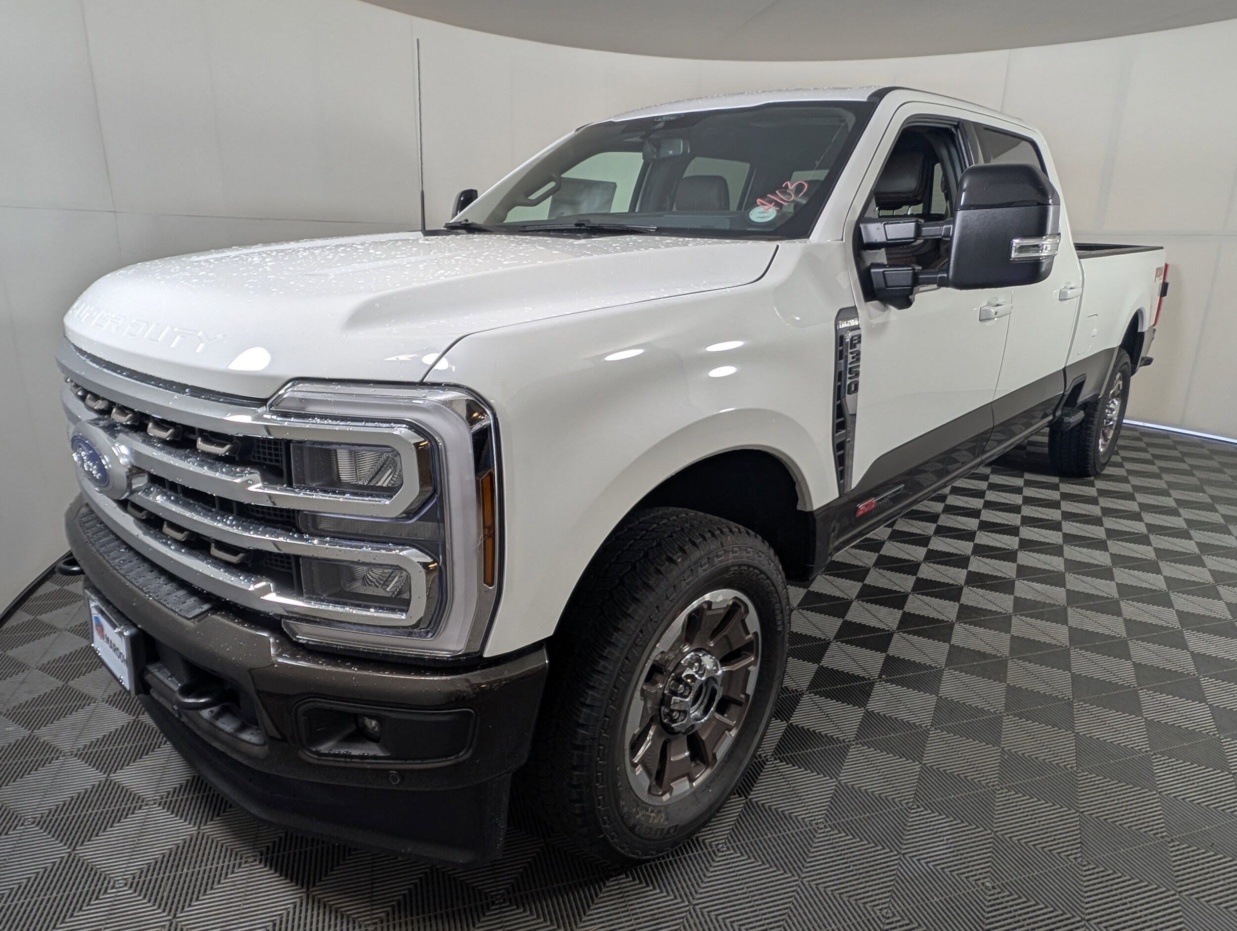 2025 Ford F-350 King Ranch photo 3