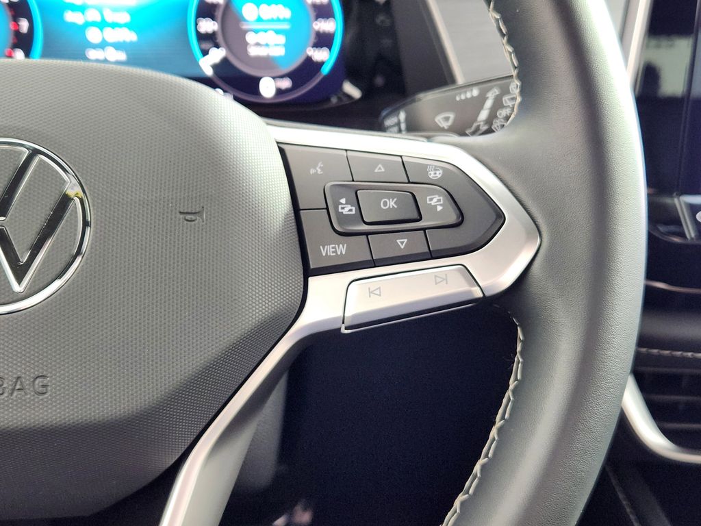 2024 Volkswagen Atlas Cross Sport SE w/Tech - Photo 19