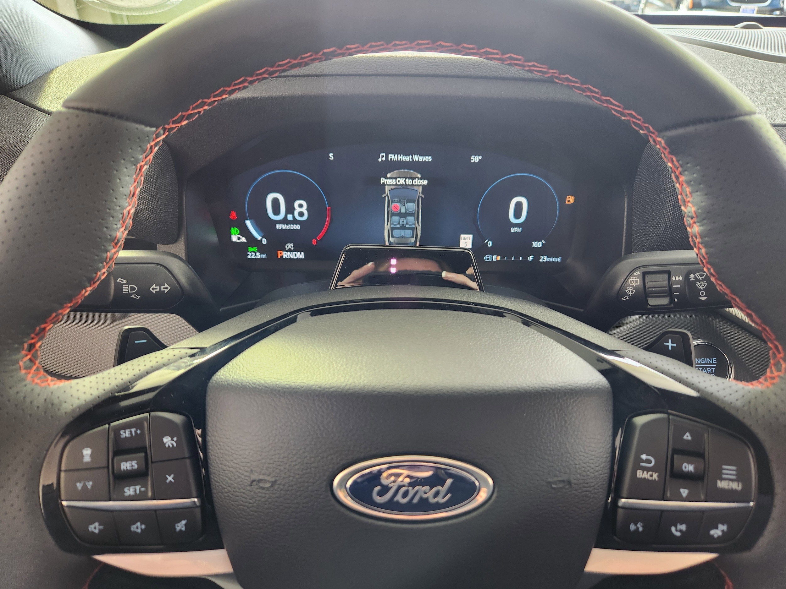 2026 Ford Explorer ST - Photo 14