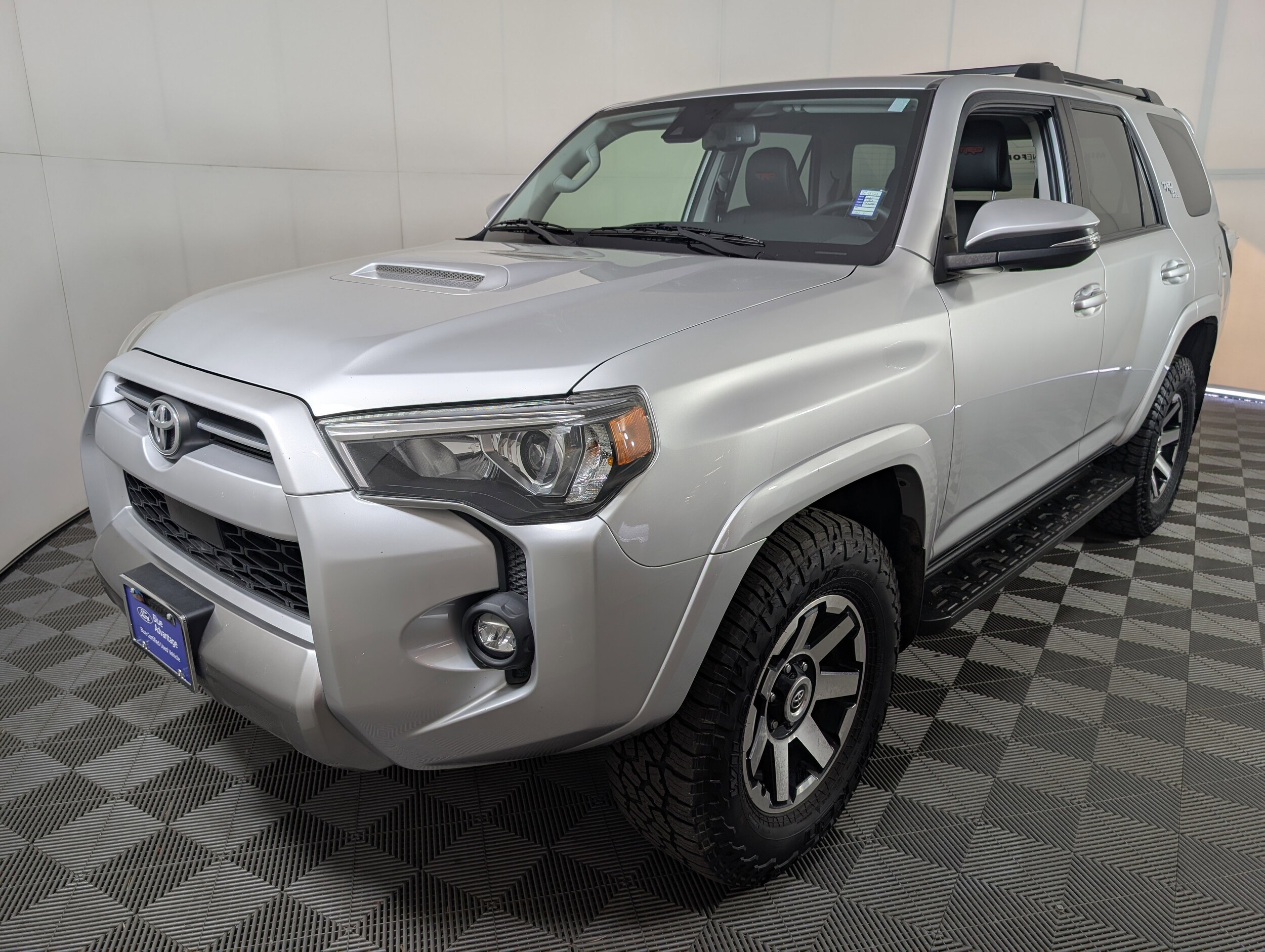 2022 Toyota 4Runner TRD Off-Road Premium photo 3
