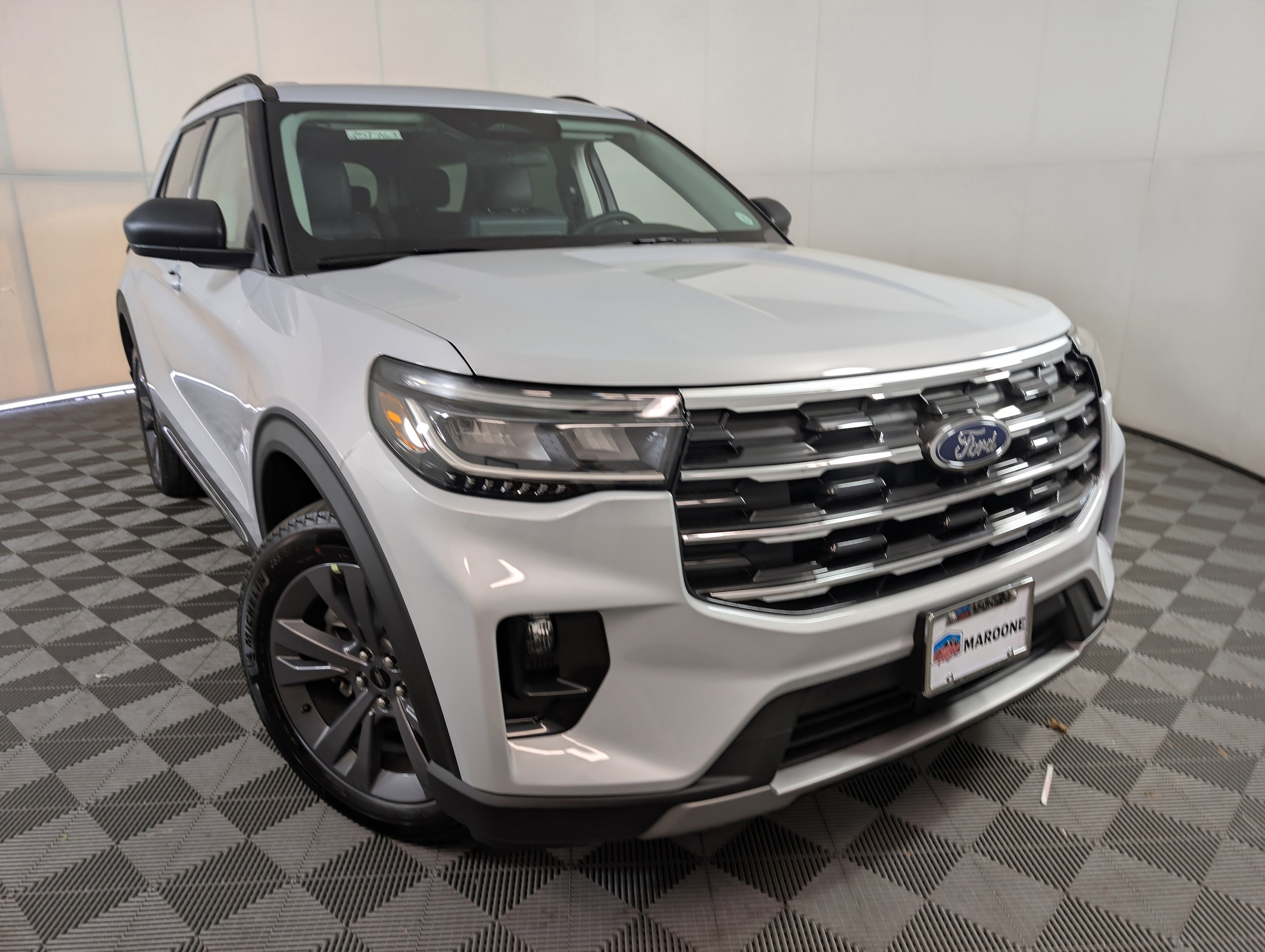 2025 Ford Explorer Active's photo