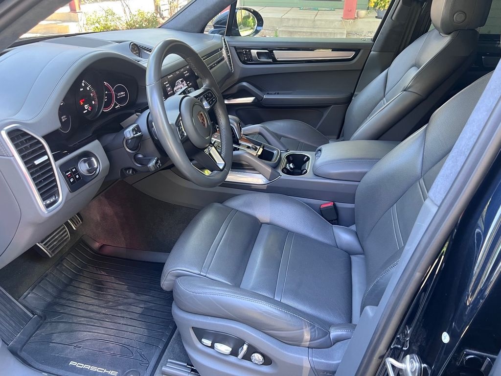 Used 2020 Porsche Cayenne Turbo SUV