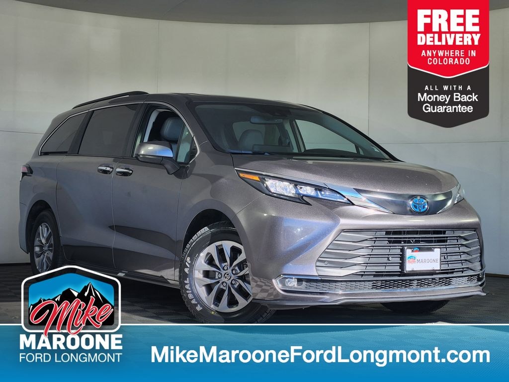 Used 2024 Toyota Sienna XLE Minivan/Van