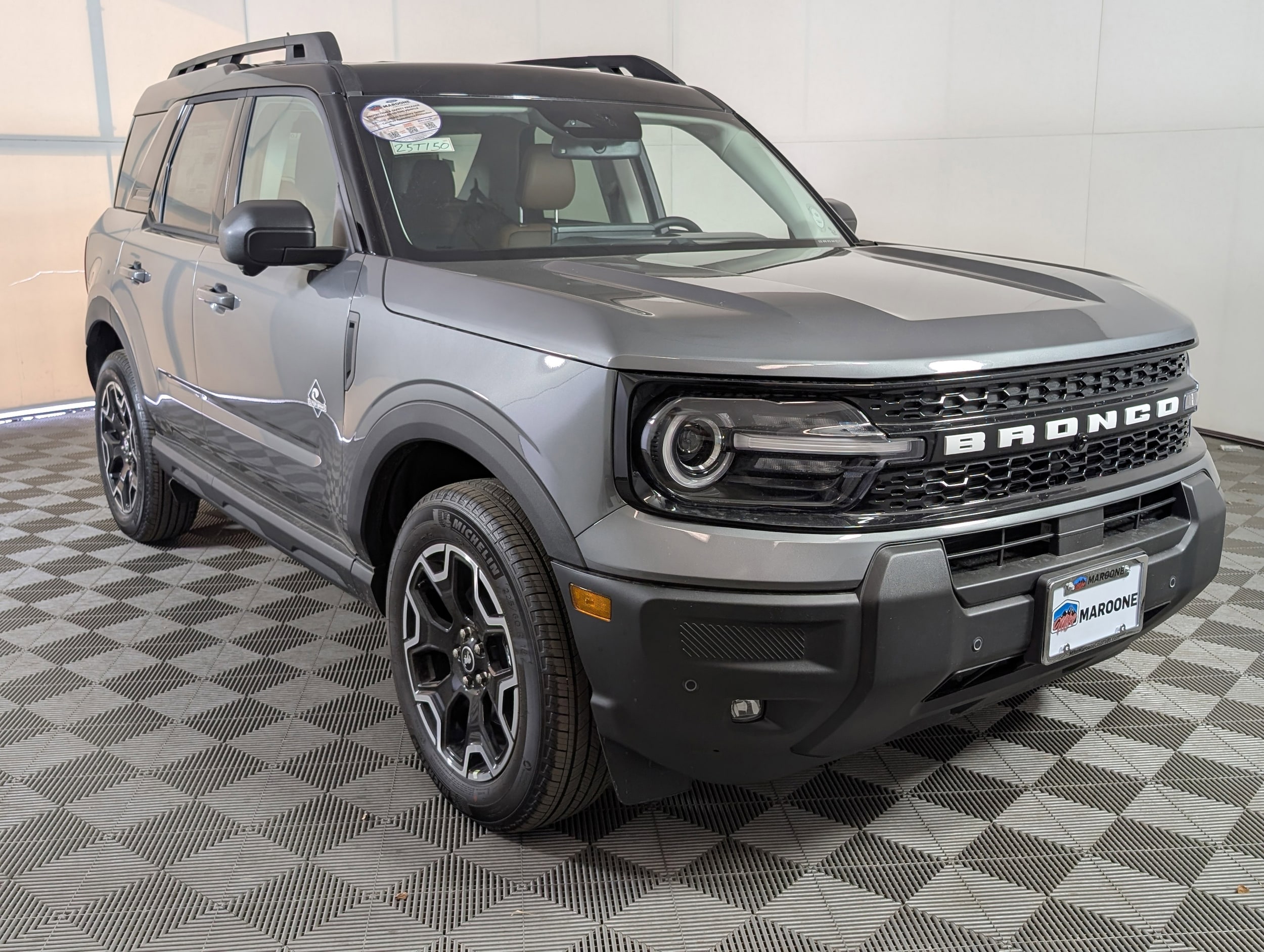 2025 Ford Bronco Sport Outer Banks's photo