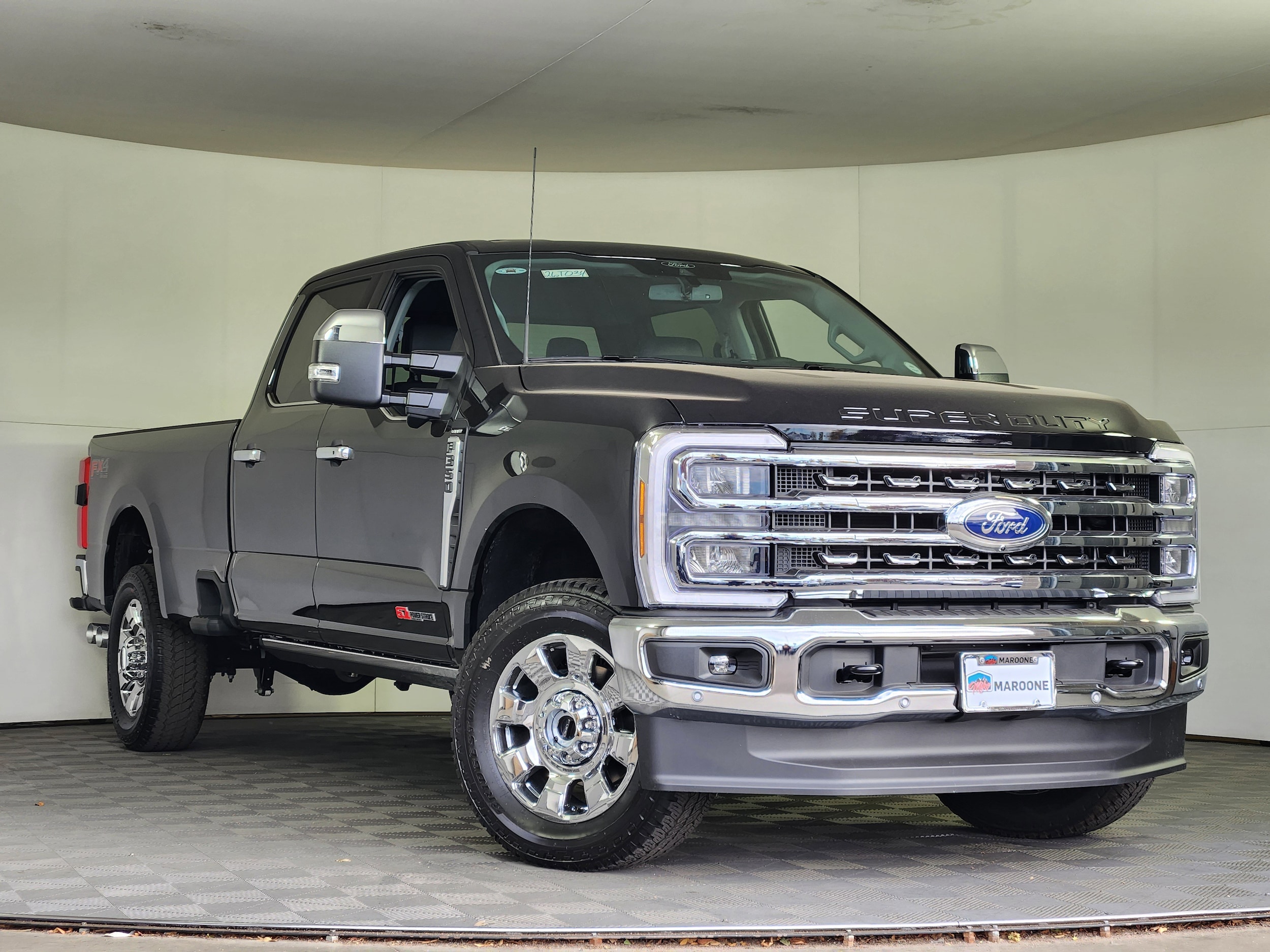 2026 Ford F-350 Super Duty Lariat's photo