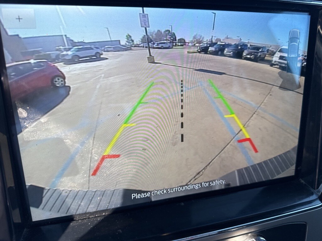 2022 Ford F-350 Lariat photo 4