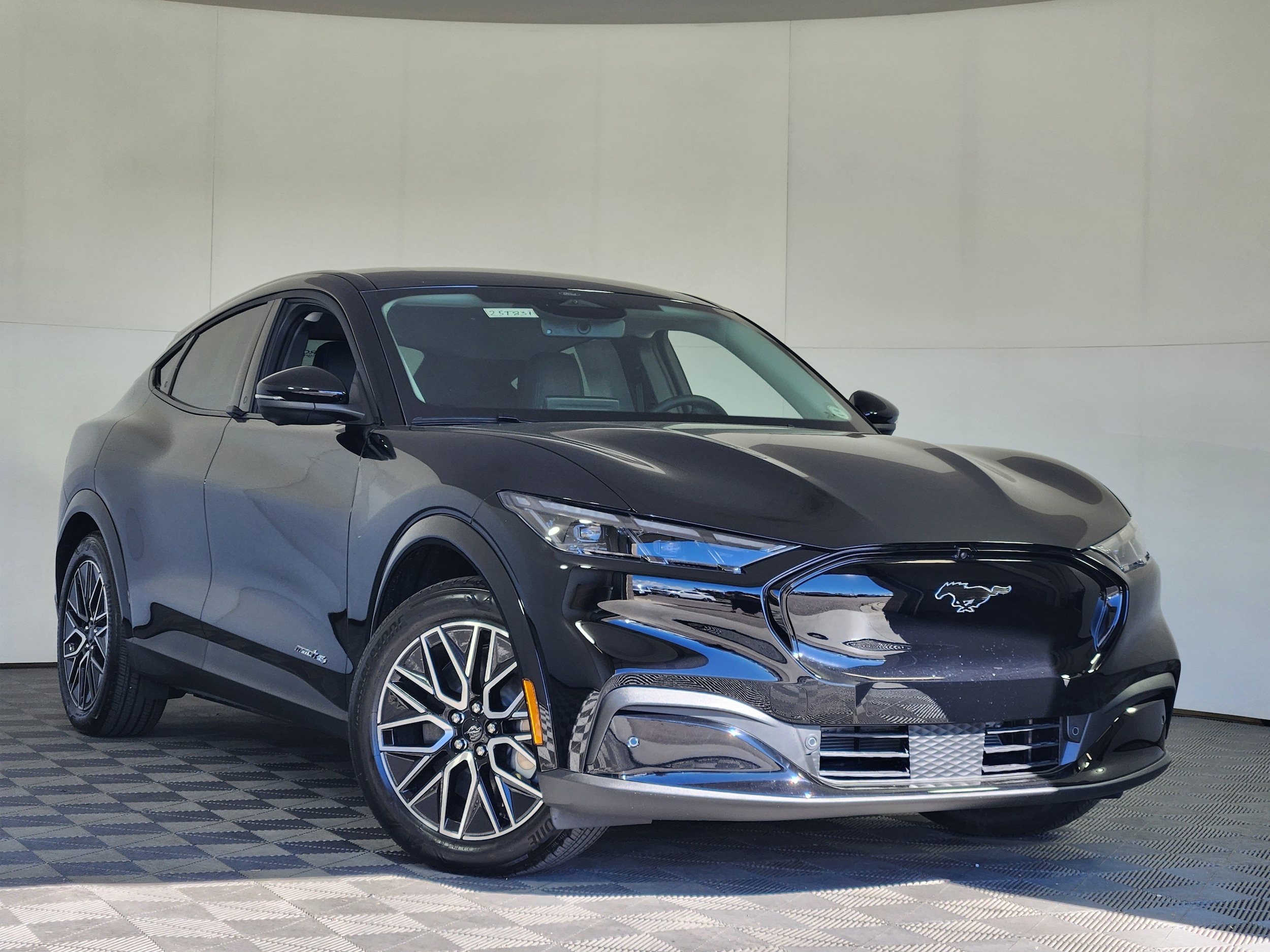 2025 Ford Mustang Mach-E Premium AWD's photo