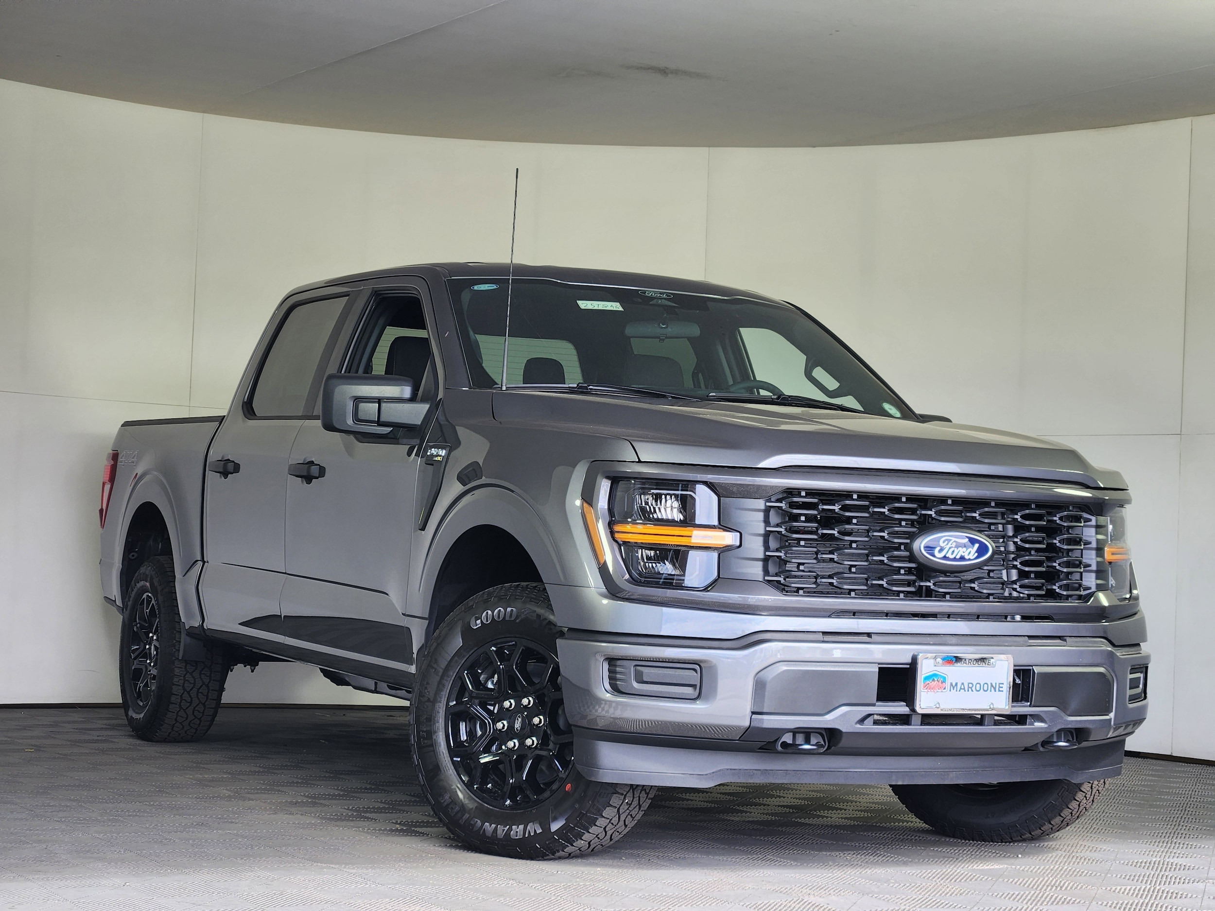 2025 Ford F-150 STX's photo