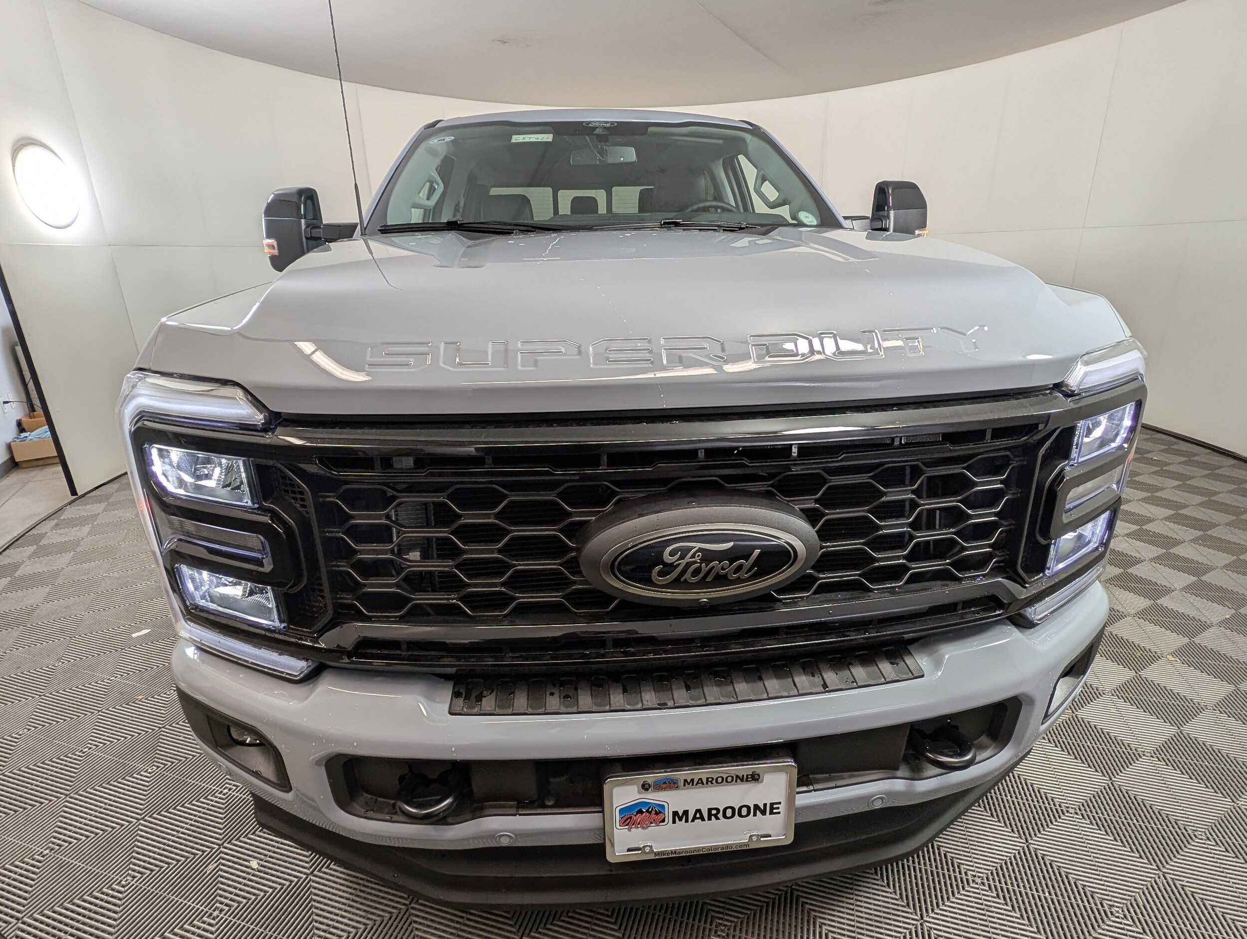 2025 Ford F-250 King Ranch photo 2