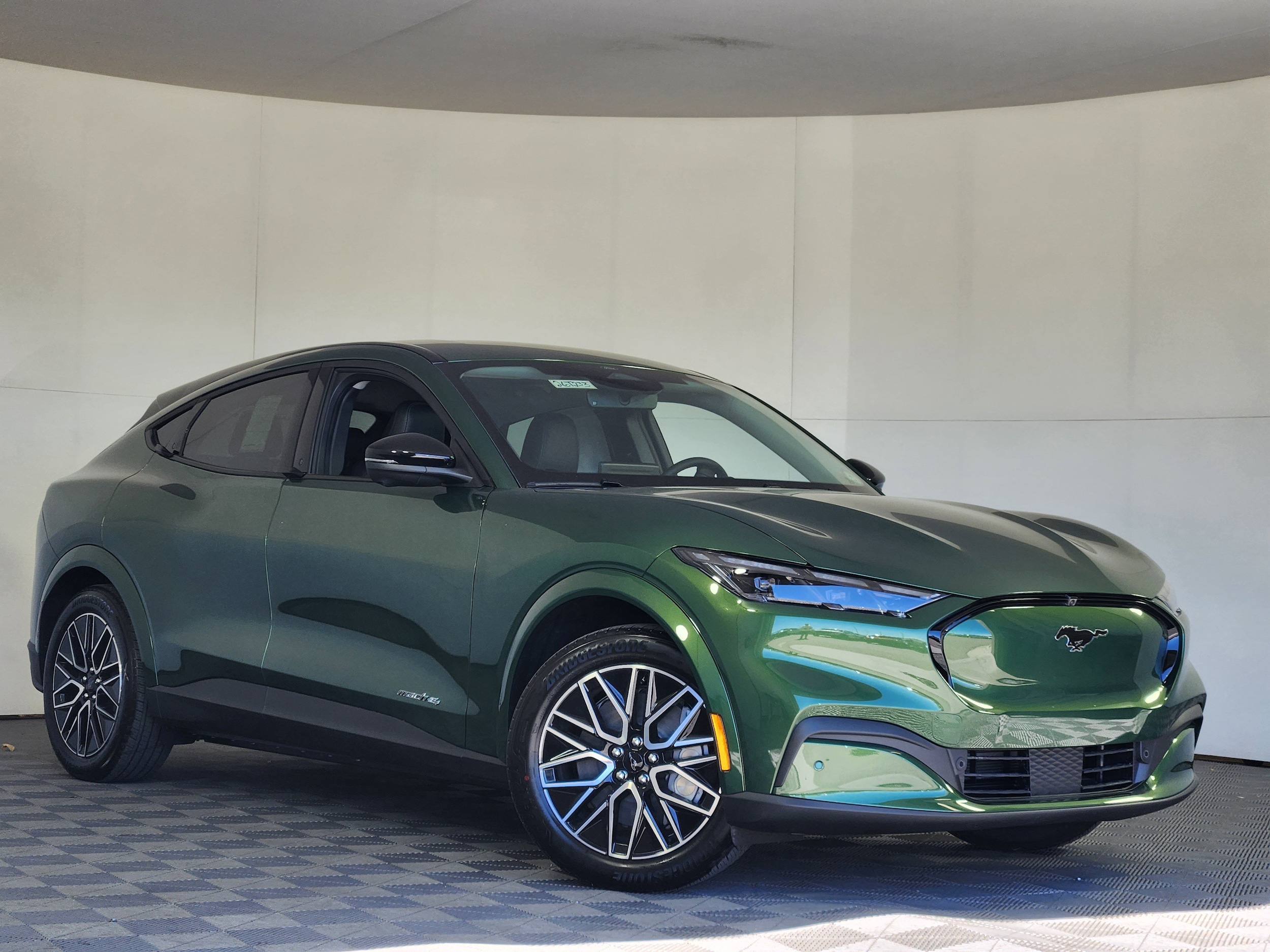 2026 Ford Mustang-Mach-e Premium's photo