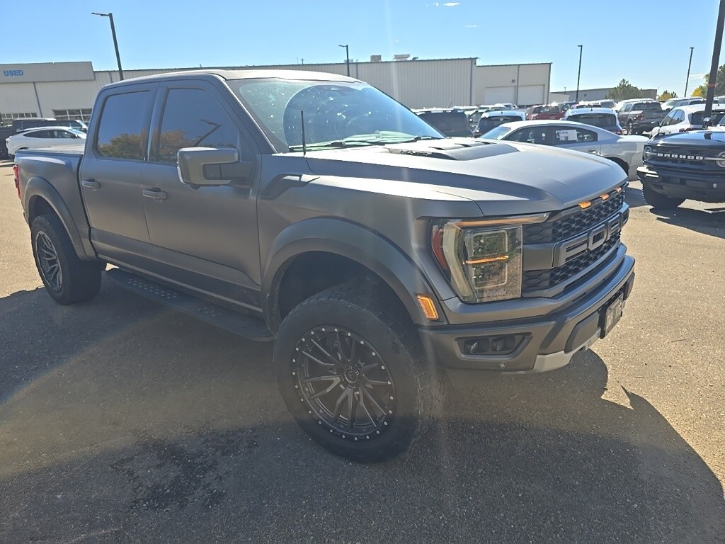 2022 Ford F-150 Raptor photo 2