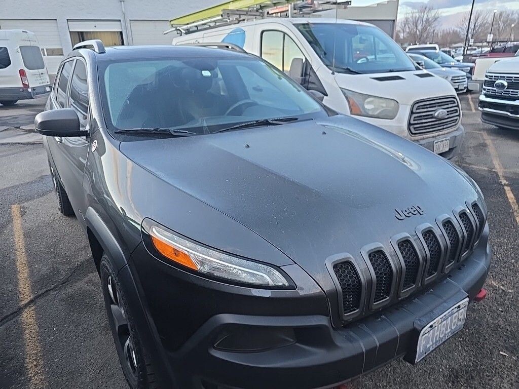 Used 2015 Jeep Cherokee Trailhawk SUV