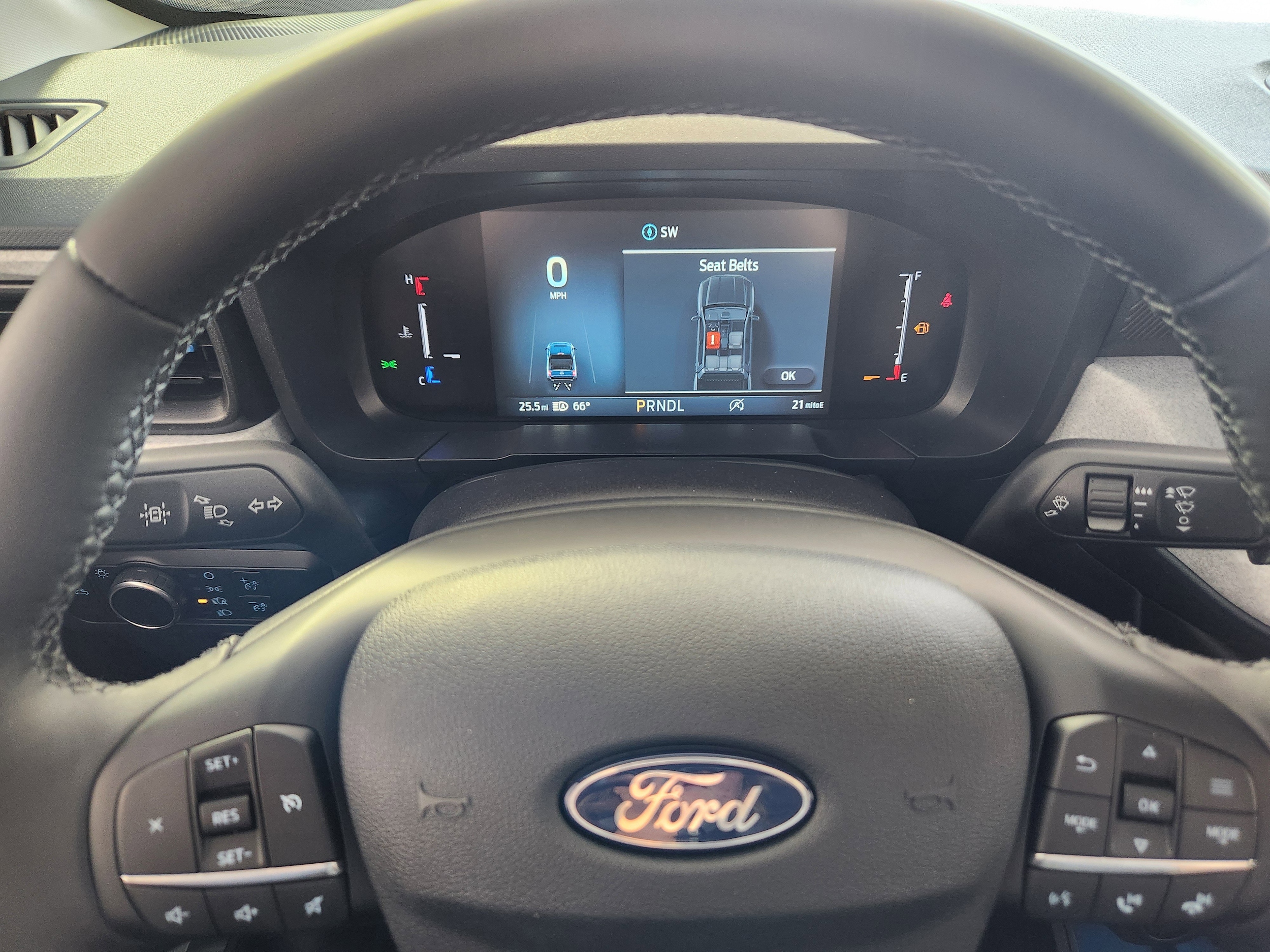 2025 Ford Maverick XLT - Photo 14
