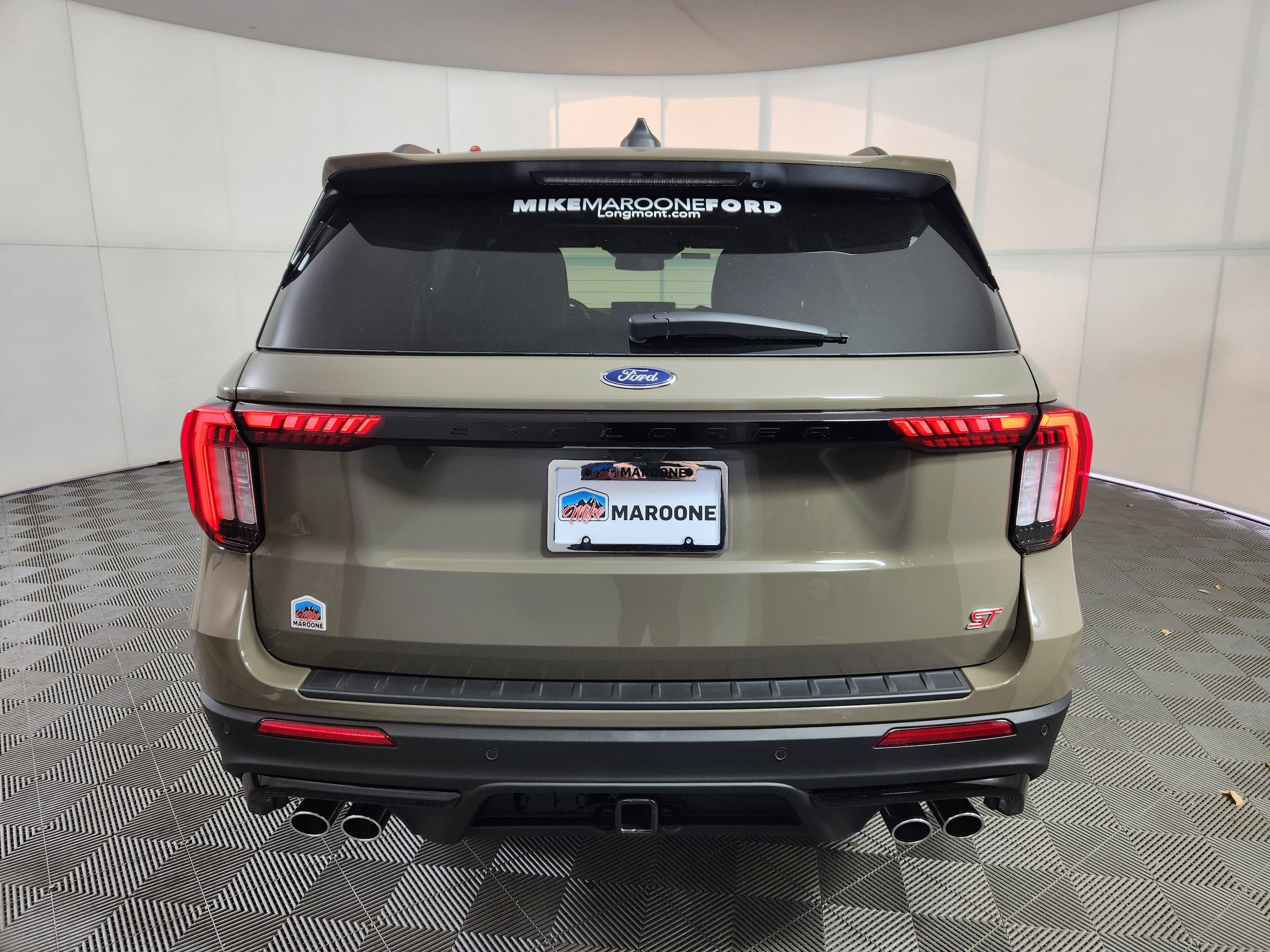 2026 Ford Explorer ST - Photo 6