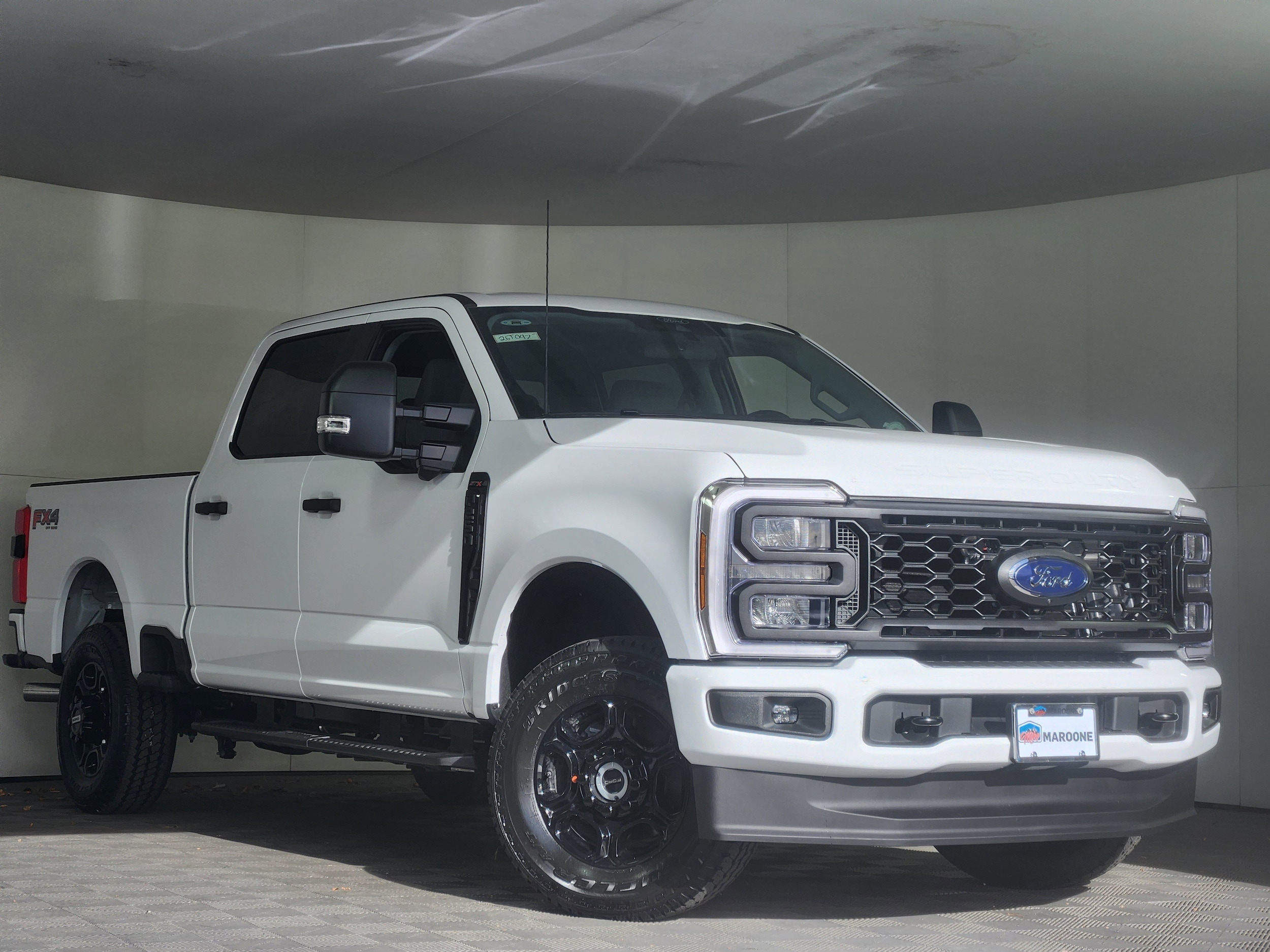 2026 Ford F-250 Super Duty XL's photo