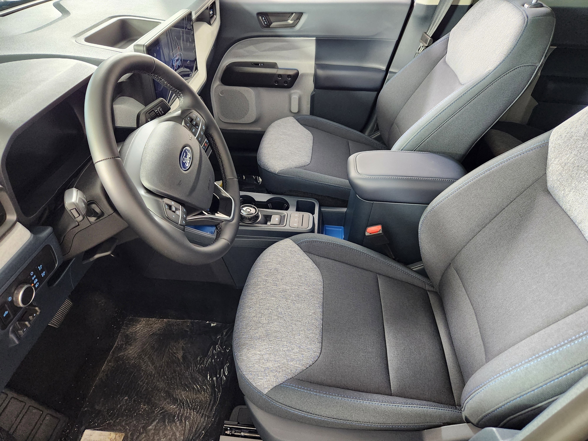 2025 Ford Maverick XLT - Photo 9