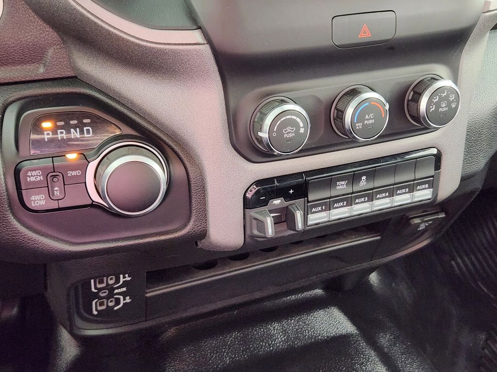 2024 RAM Ram 2500 Pickup Tradesman - Photo 24