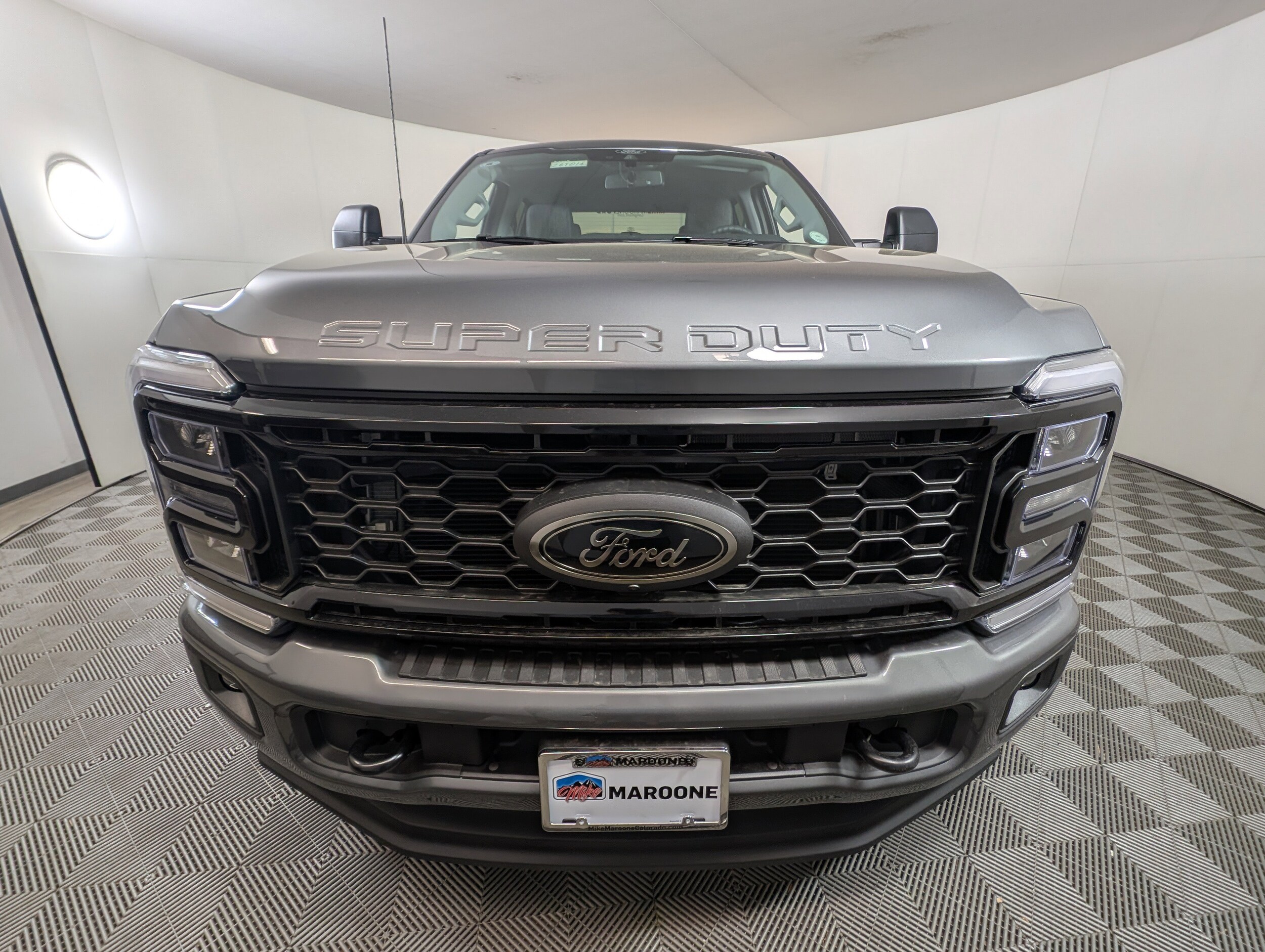 2026 Ford F-350 XLT photo 2