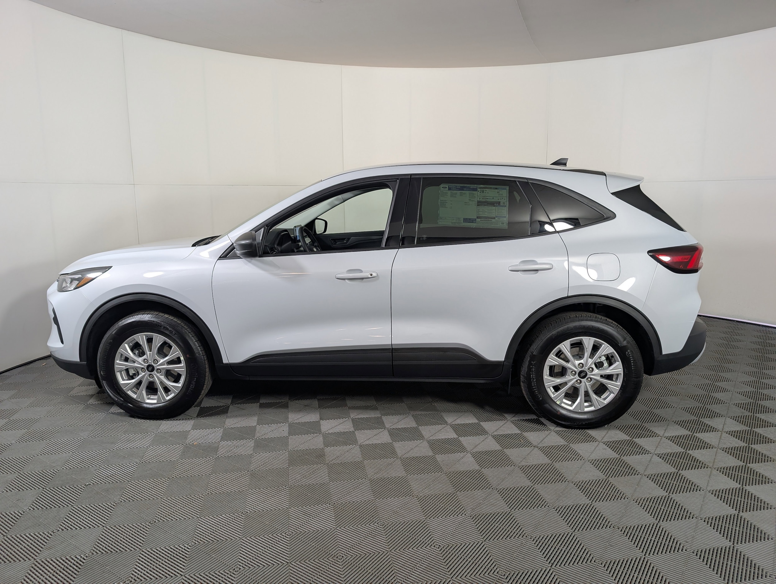 2025 Ford Escape Active photo 4