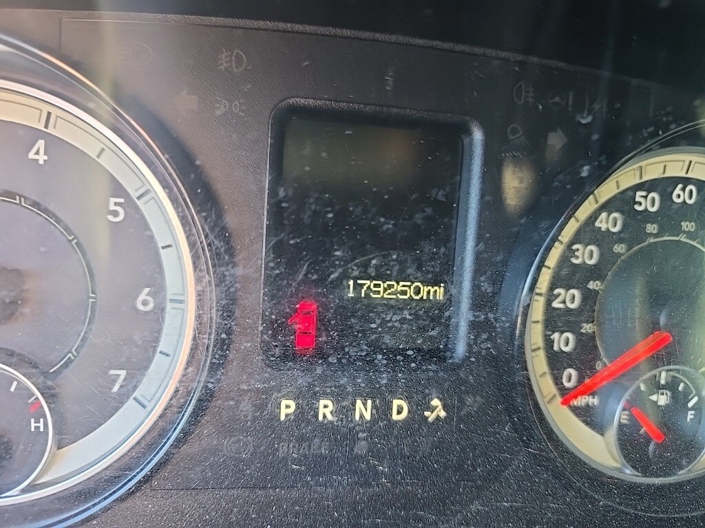 2017 Ram 2500 Tradesman photo 2