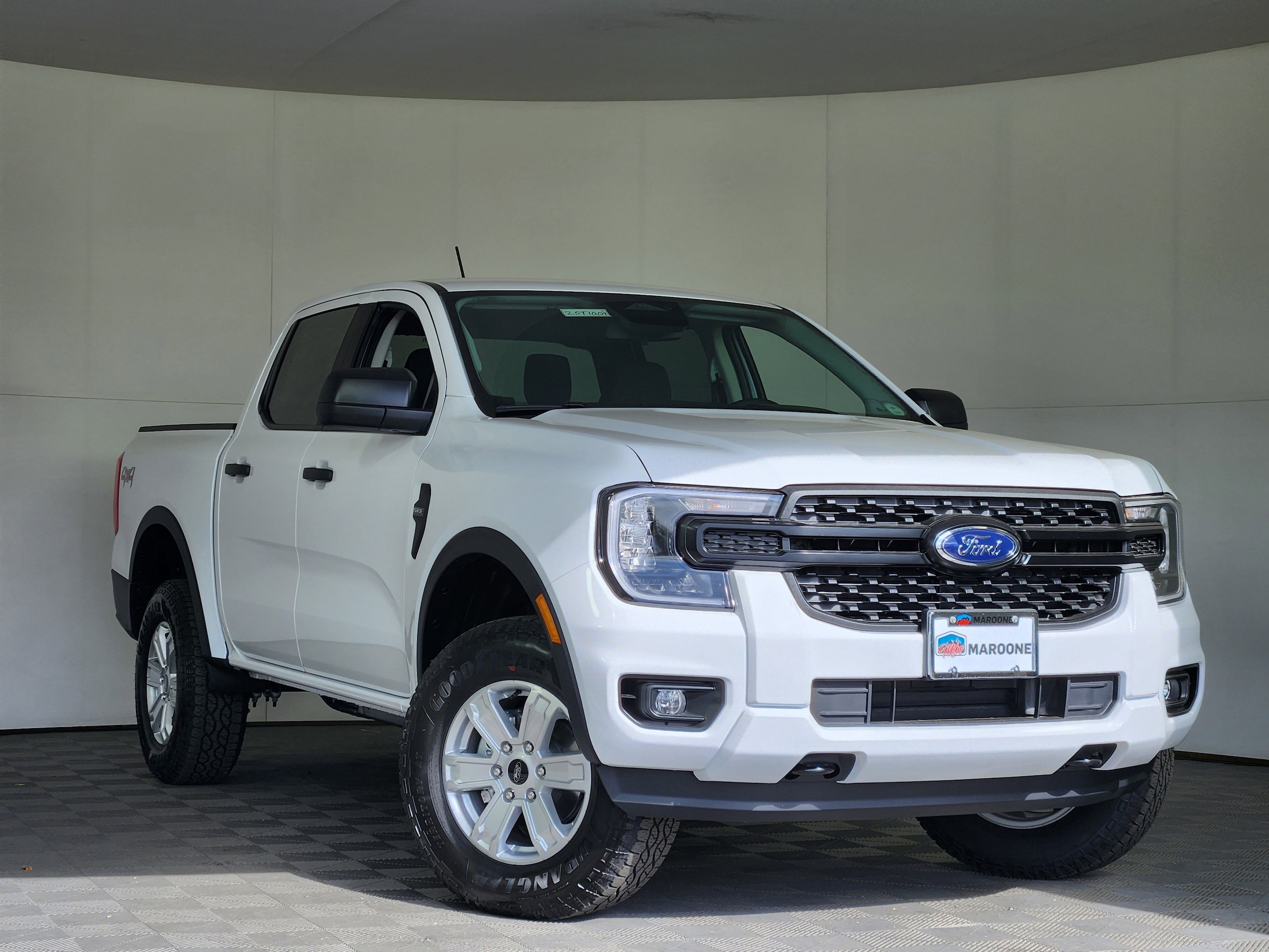 2025 Ford Ranger XL's photo
