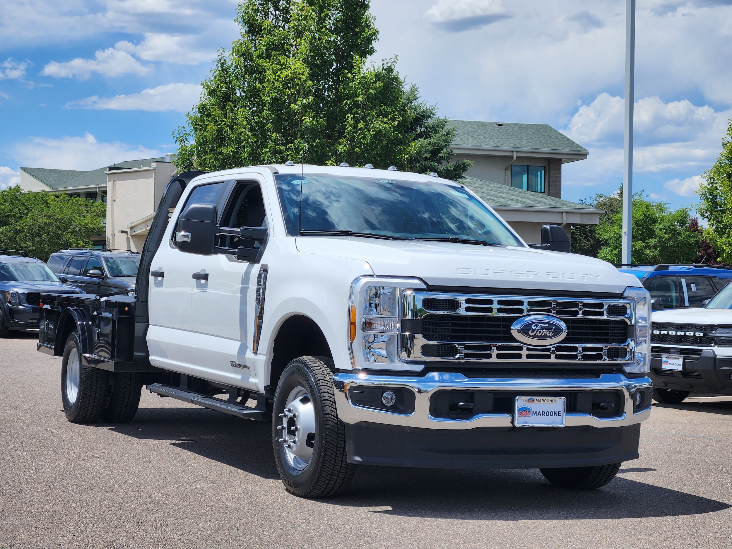 2026 Ford F-350 XL 4x4 Crew Cab 179-In DRW's photo