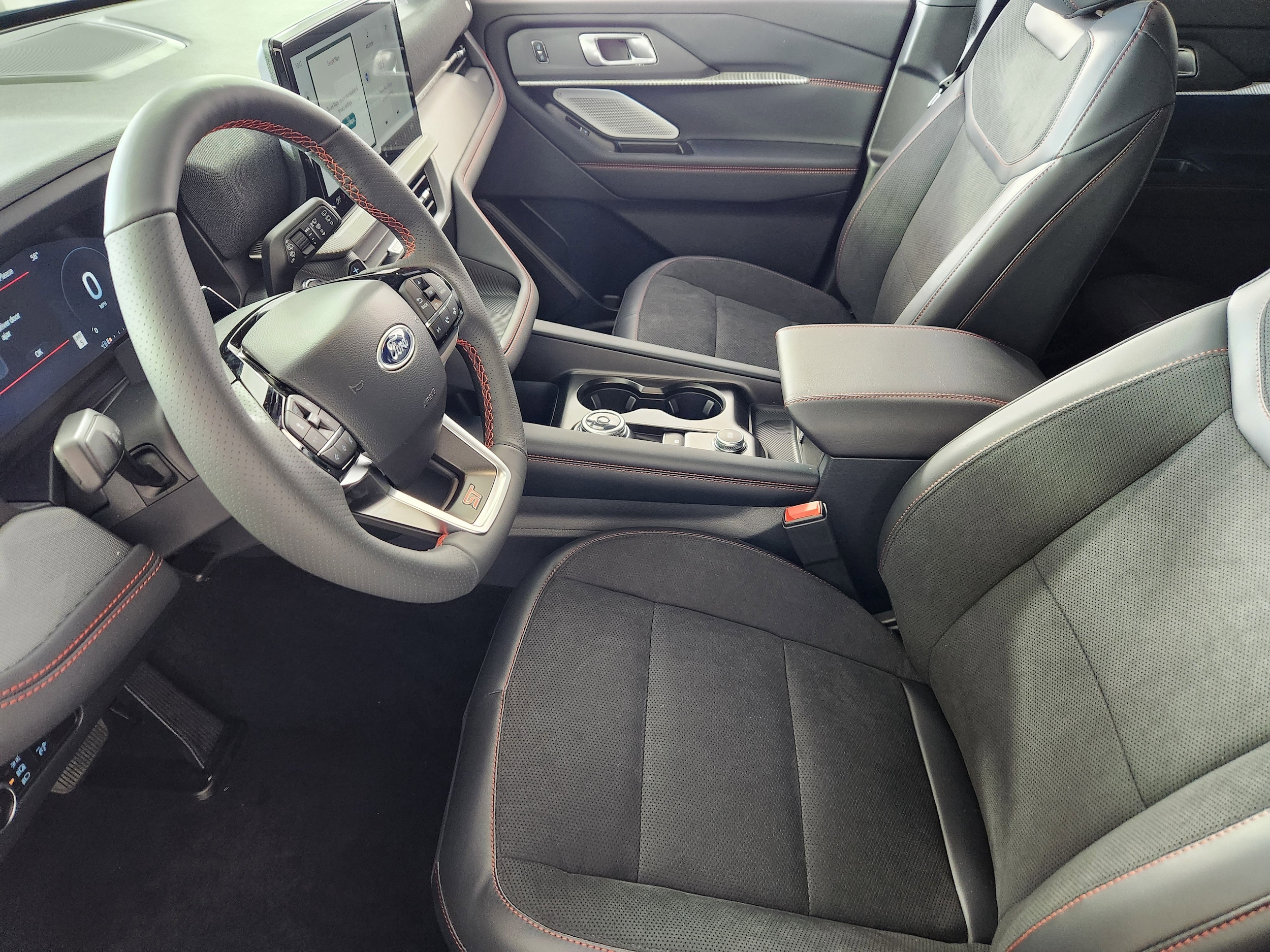 2026 Ford Explorer ST - Photo 9