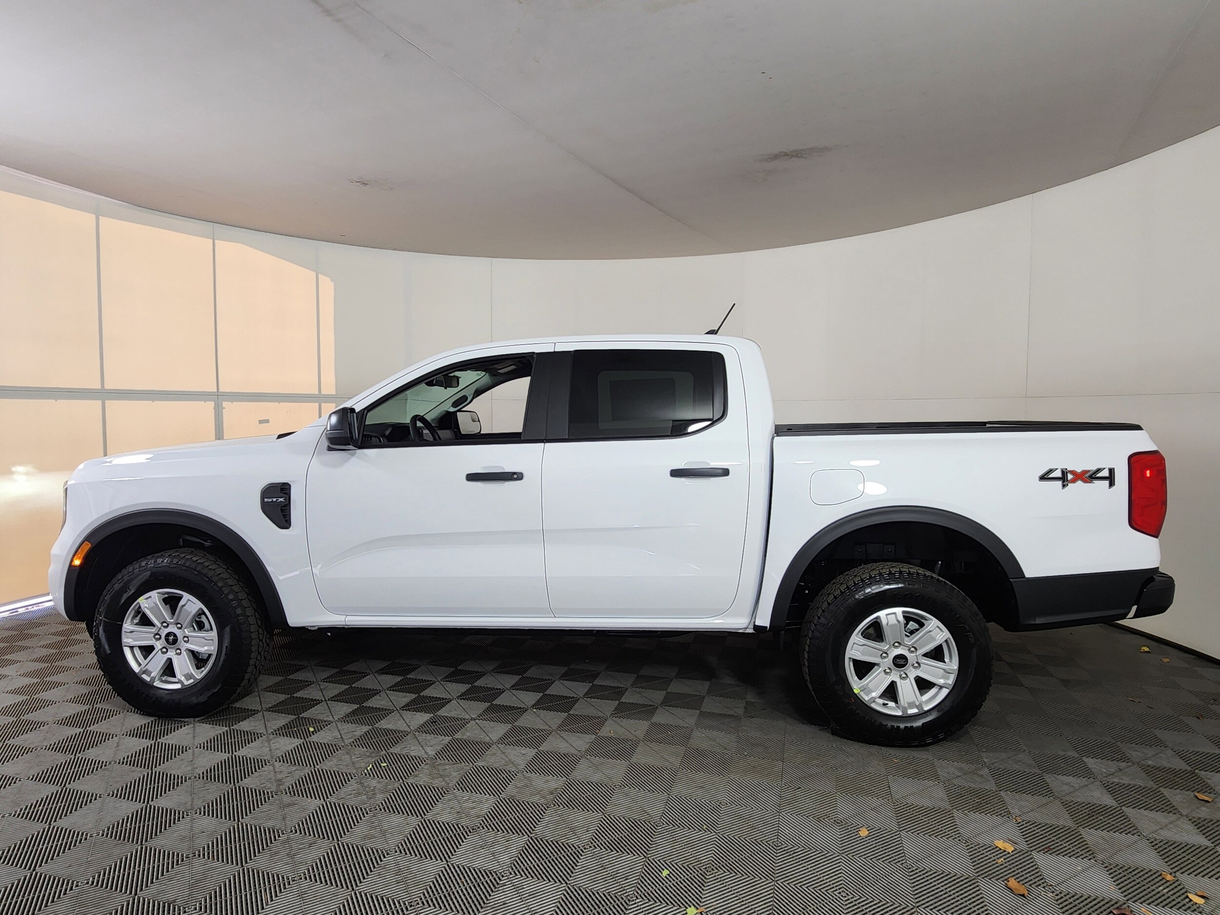 2025 Ford Ranger XL photo 4