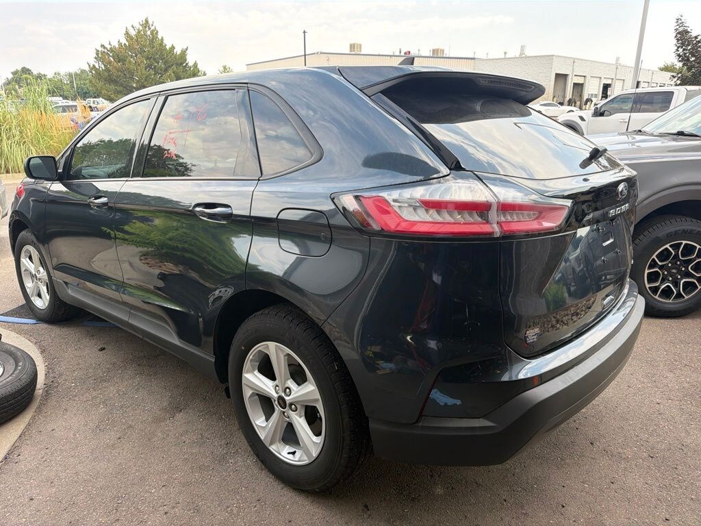 Used 2024 Ford Edge SE SUV