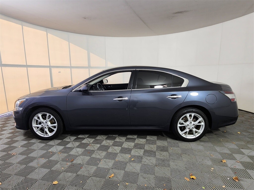 2012 Nissan Maxima S photo 2