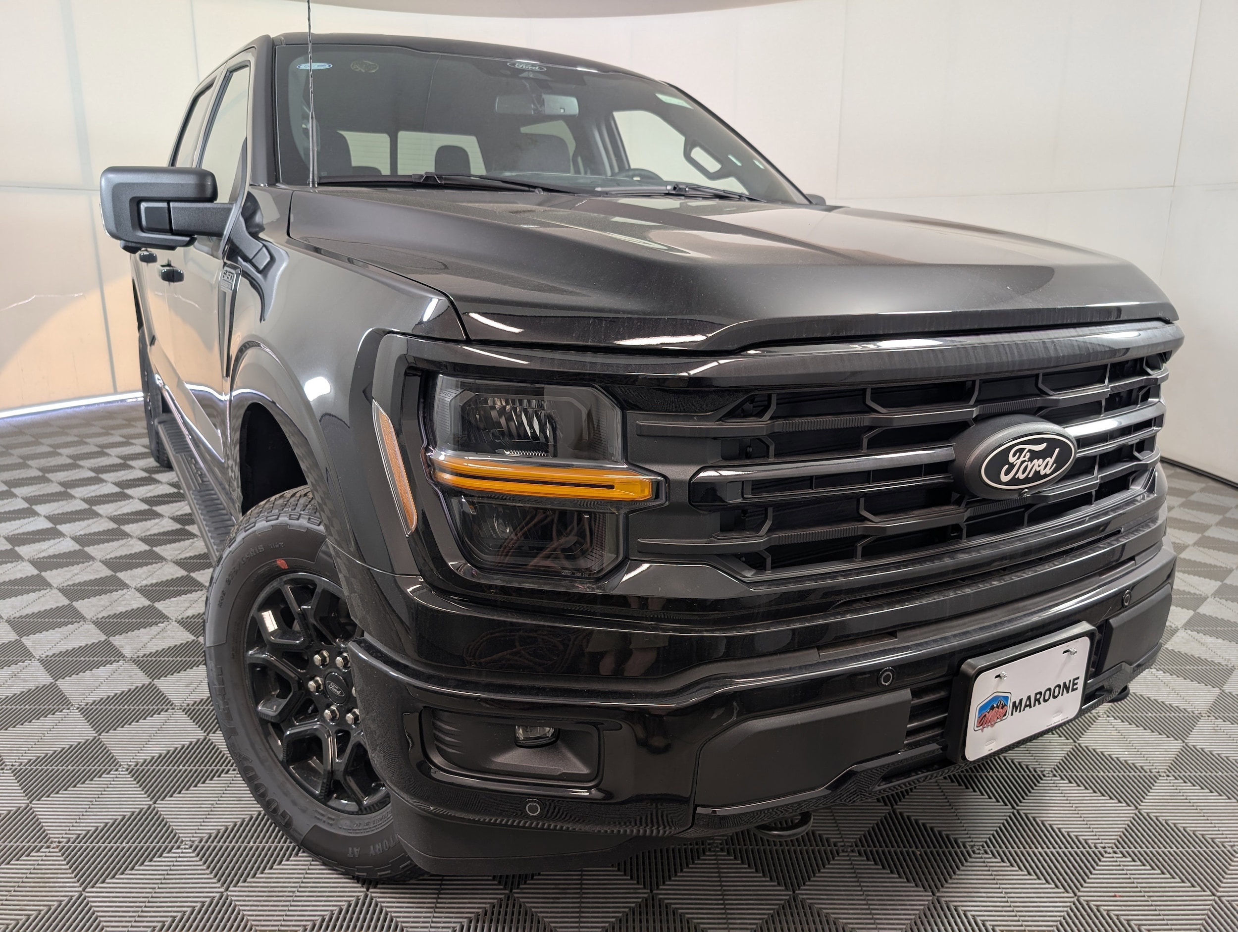 2025 Ford F-150 XLT's photo