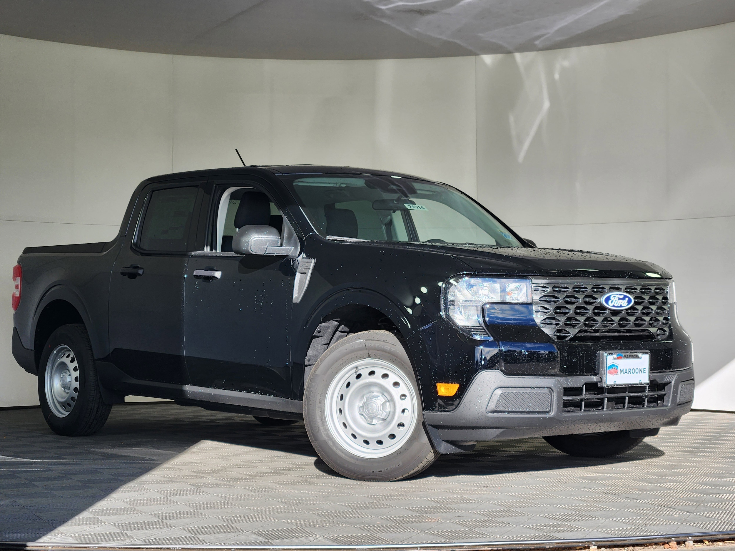 2025 Ford Maverick XL's photo