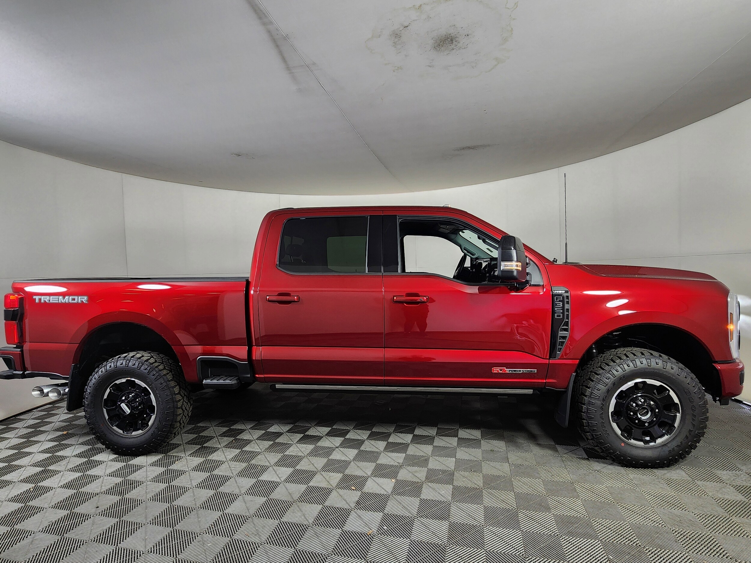 2026 Ford F-350 Super Duty Lariat - Photo 9