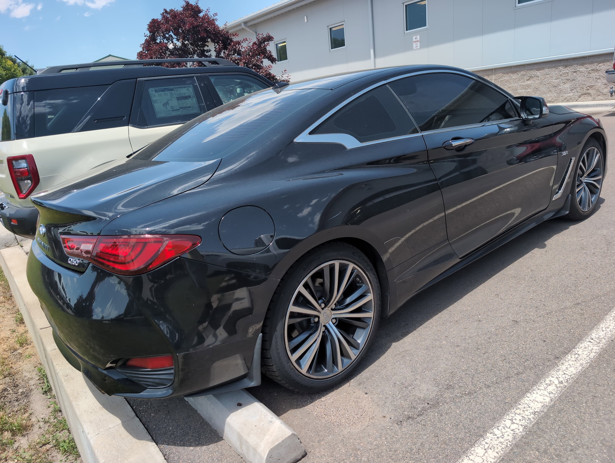 Used 2017 INFINITI Q60 Coupe Premium with VIN JN1EV7EL7HM553724 for sale in Longmont, CO