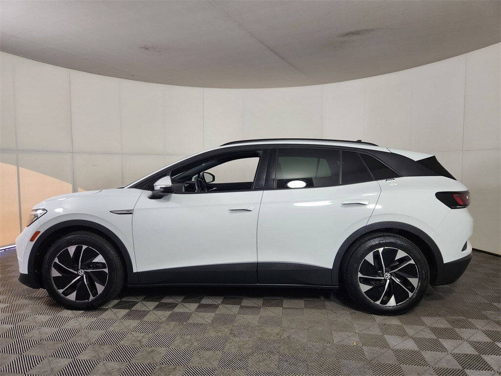 2021 Volkswagen ID.4 Pro photo 4
