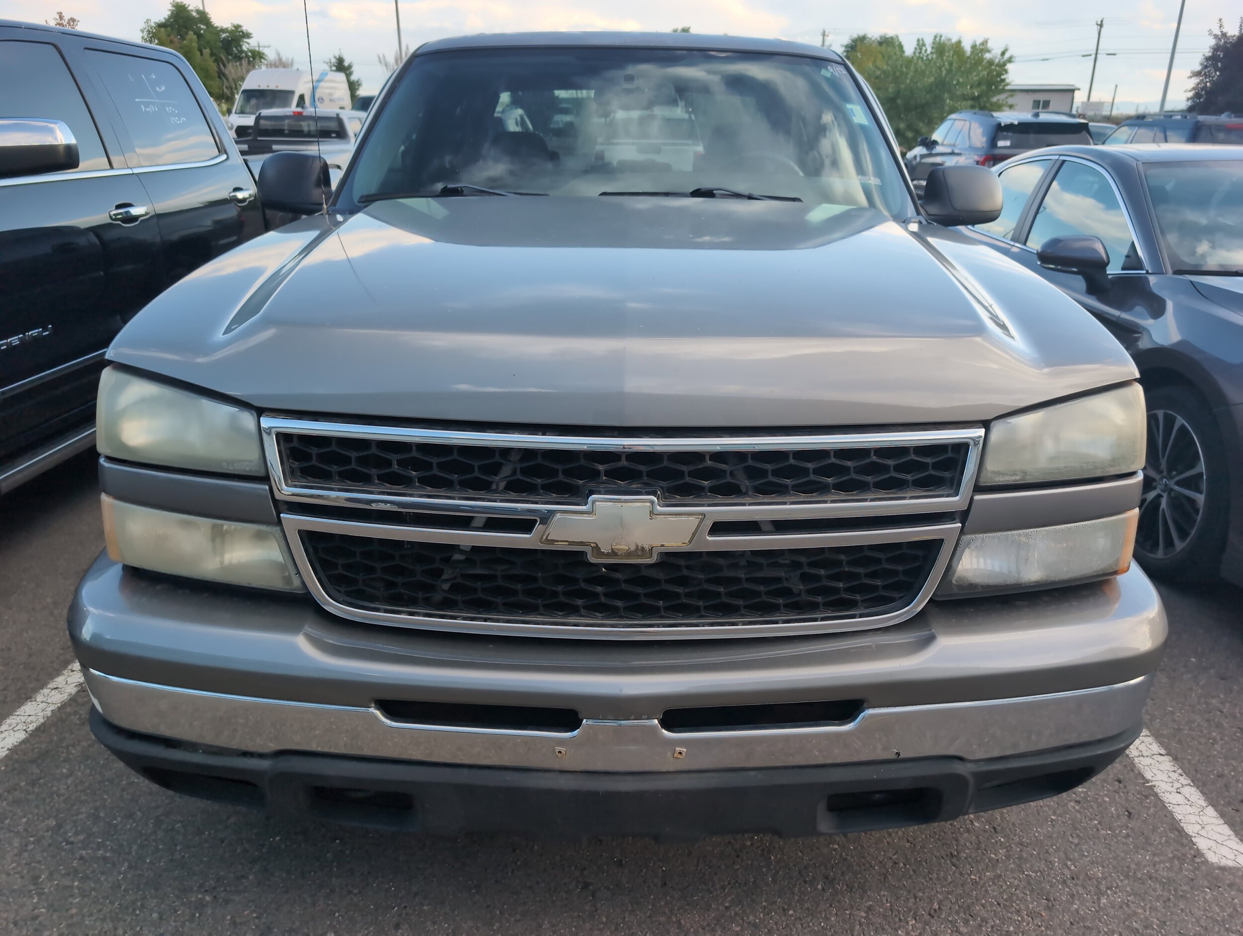 2006 Chevrolet Silverado 1500 LT photo 4