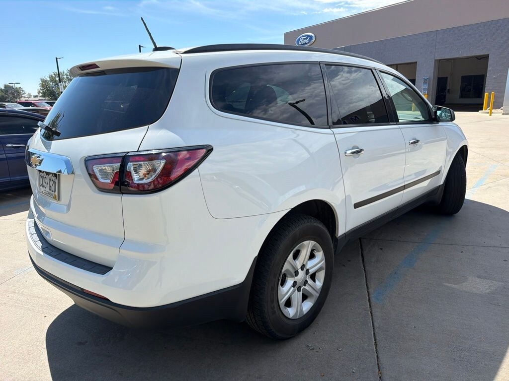 Used 2017 Chevrolet Traverse LS SUV